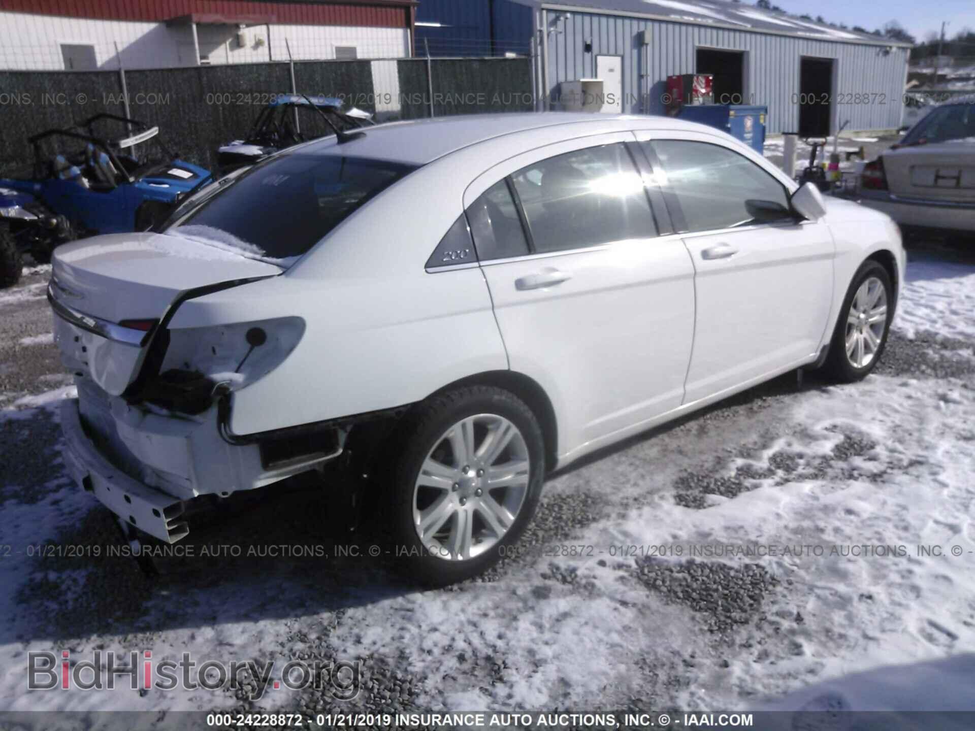 2012 CHRYSLER 200 - VIN: 1C3CCBBB0CN130919 - Фото 4