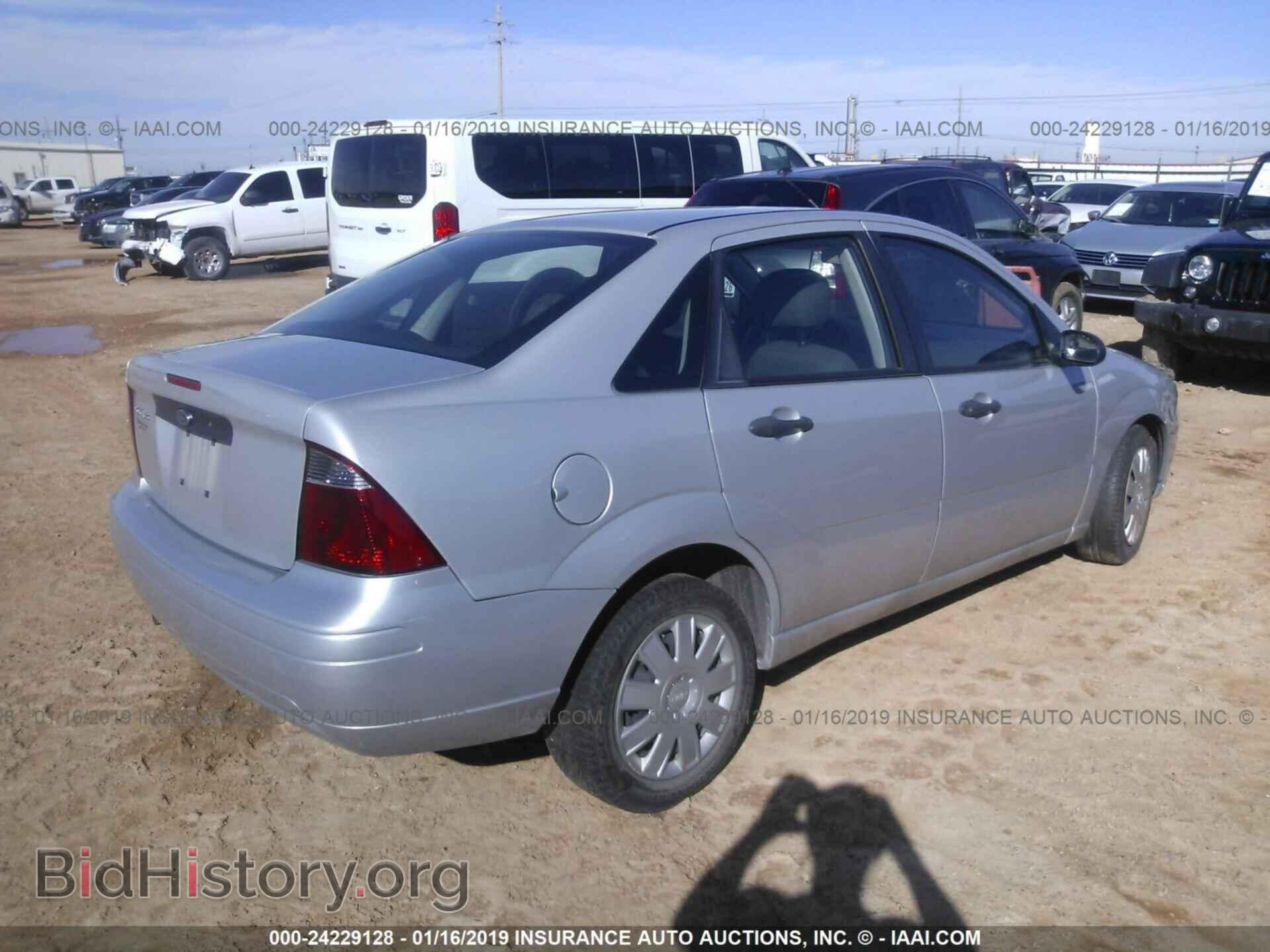 2007 FORD FOCUS - VIN: 1FAFP34N77W267050 - Фото 4