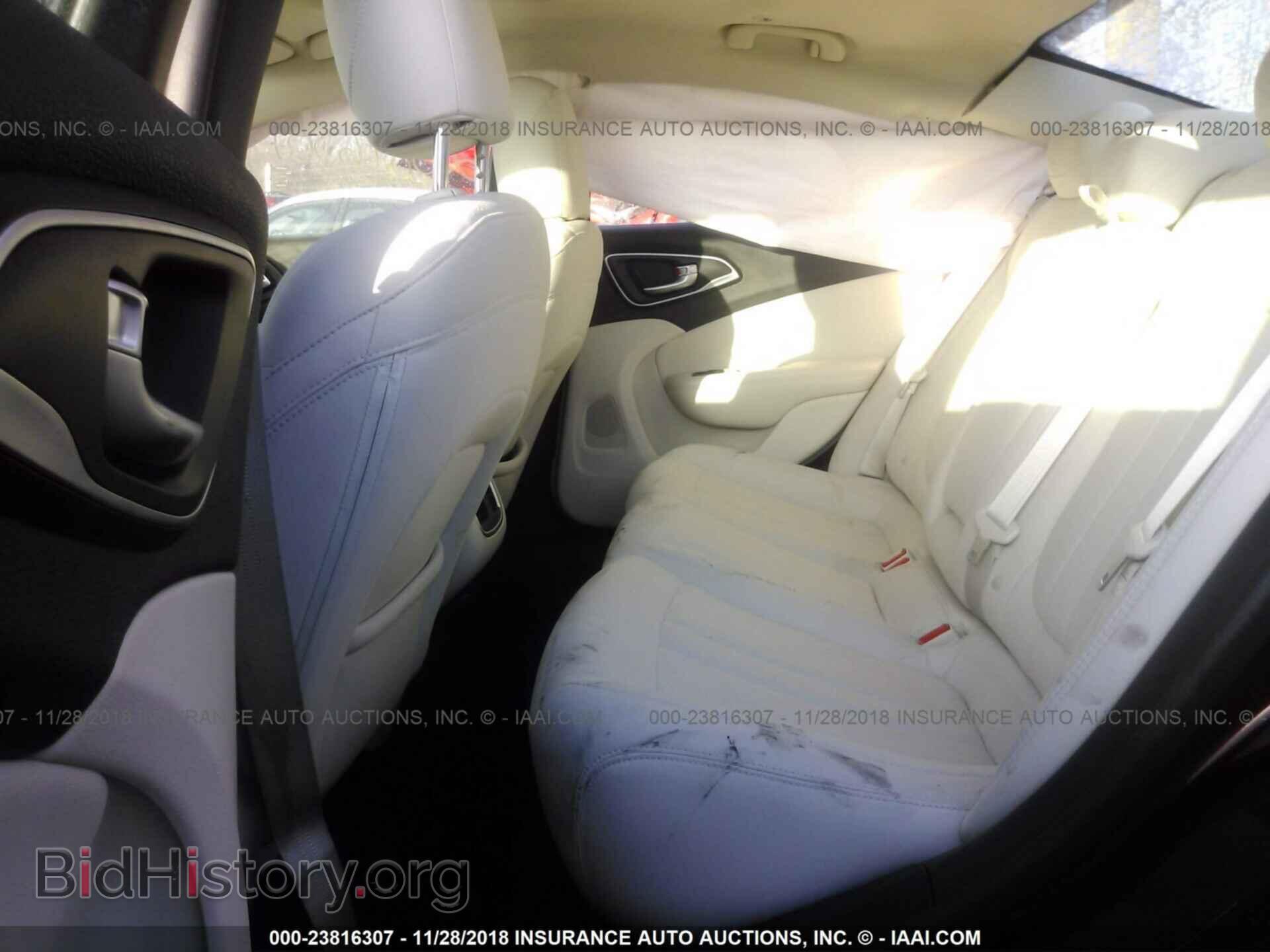 2015 CHRYSLER 200 - VIN: 1C3CCCAB1FN552080 - Photo 8