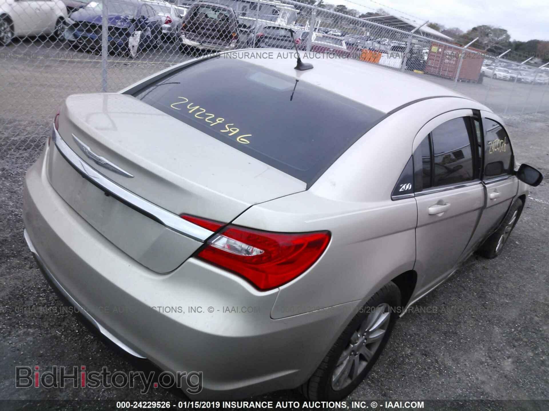 2013 CHRYSLER 200 - VIN: 1C3CCBBB6DN765631 - Photo 4