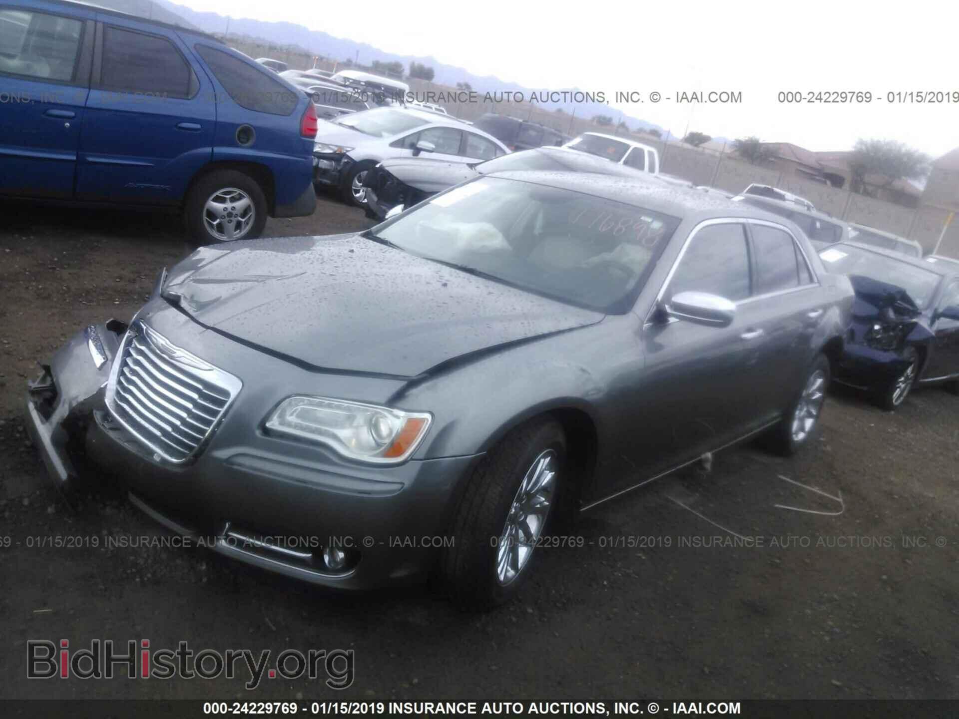 2012 CHRYSLER 300 - VIN: 2C3CCACG7CH274092 - Photo 2