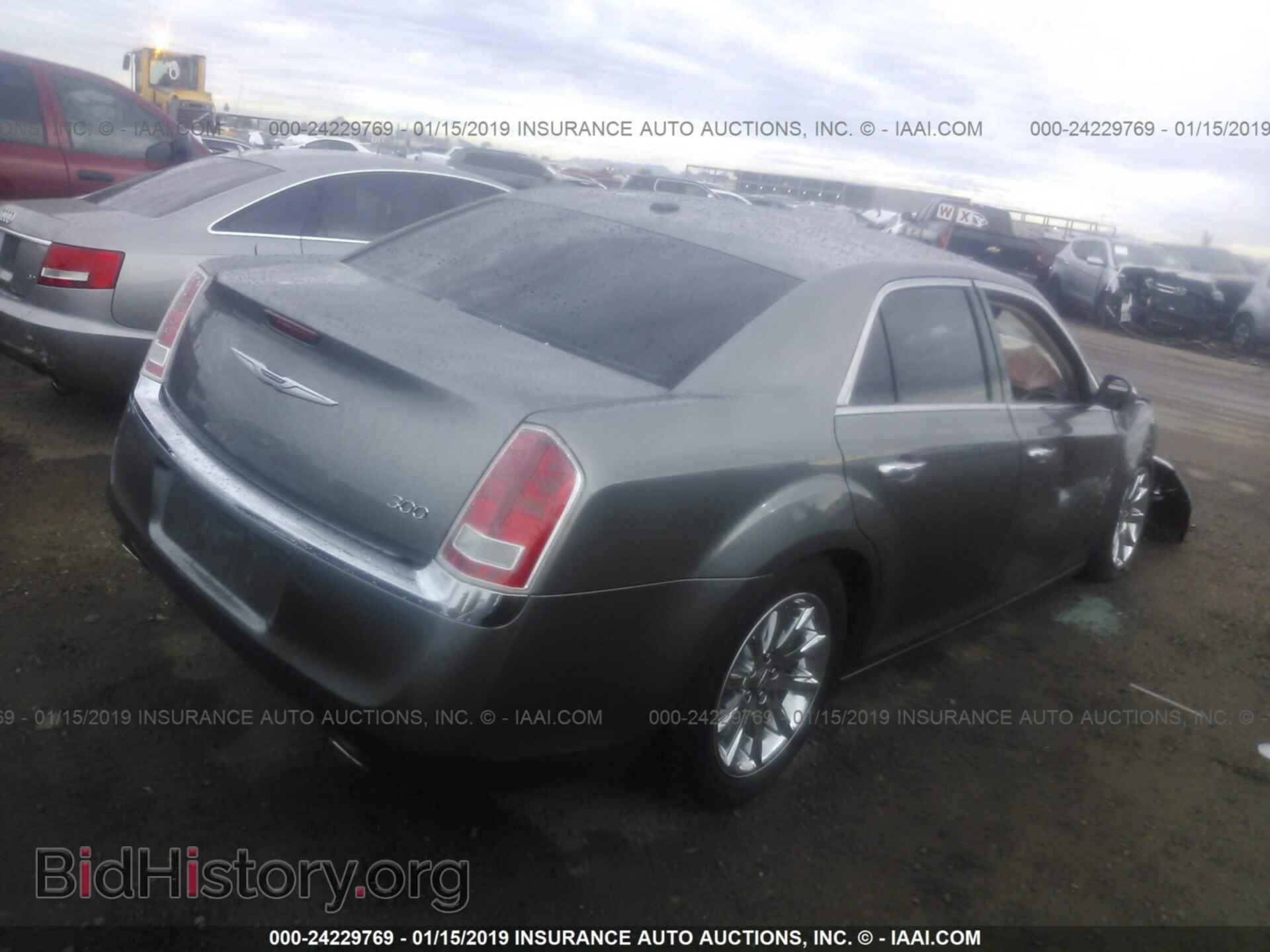 2012 CHRYSLER 300 - VIN: 2C3CCACG7CH274092 - Photo 4