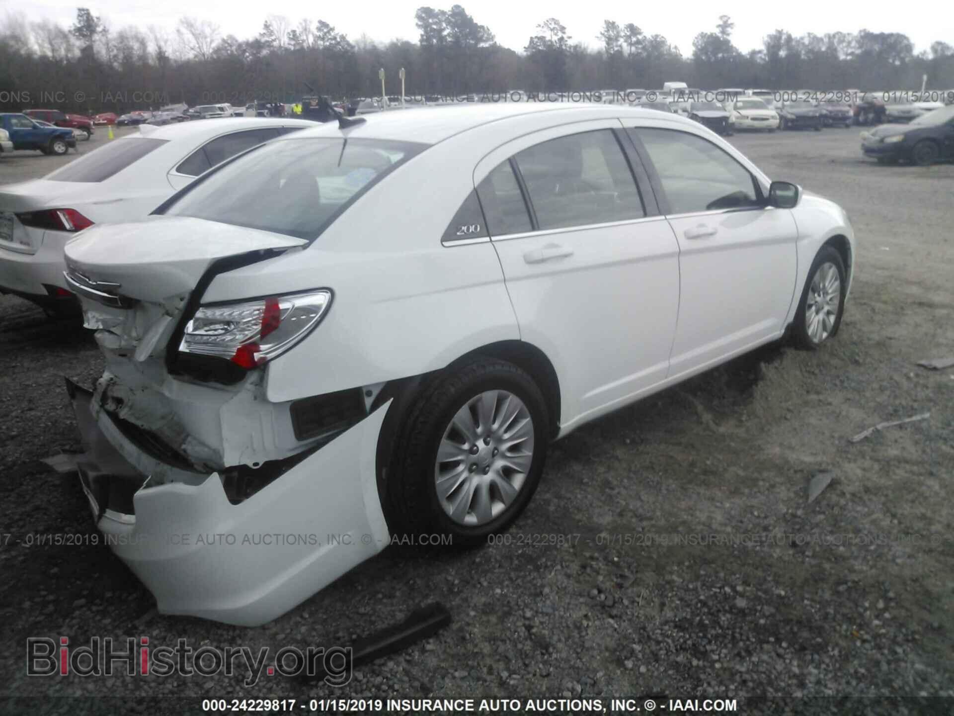 2014 CHRYSLER 200 - VIN: 1C3CCBAB1EN175842 - Фото 4