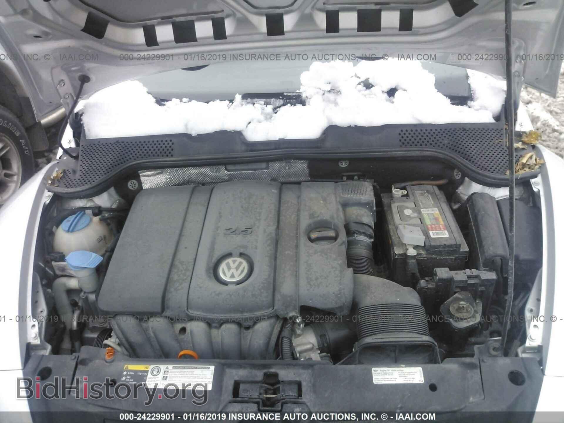 2013 VOLKSWAGEN BEETLE - VIN: 3VWFP7AT4DM654264 - Фото 10