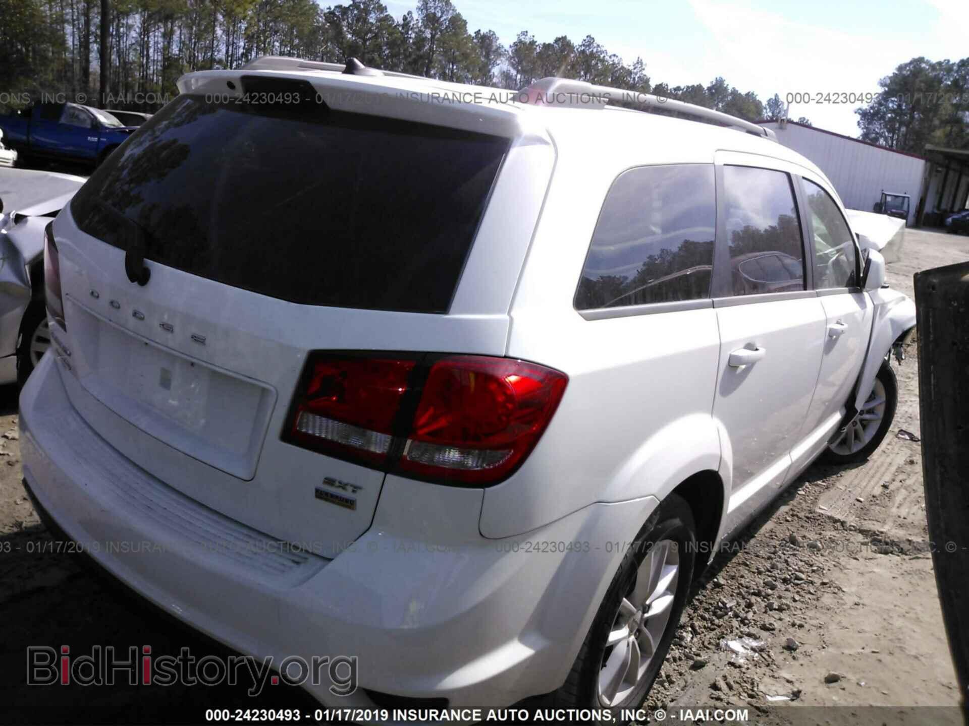 2017 DODGE JOURNEY - VIN: 3C4PDCBGXHT572268 - Фото 4