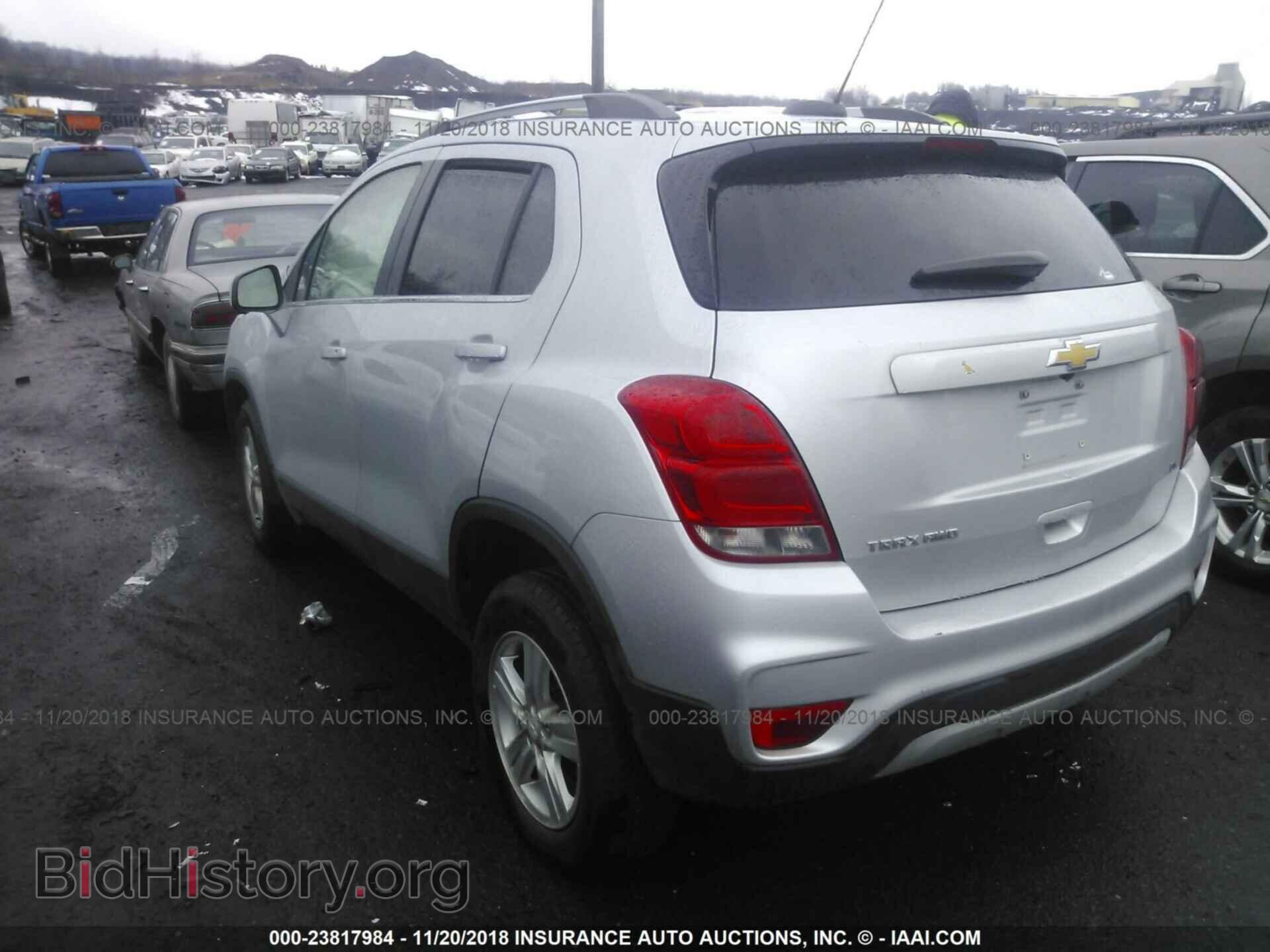 2017 CHEVROLET TRAX - VIN: 3GNCJPSB3HL134993 - Photo 3