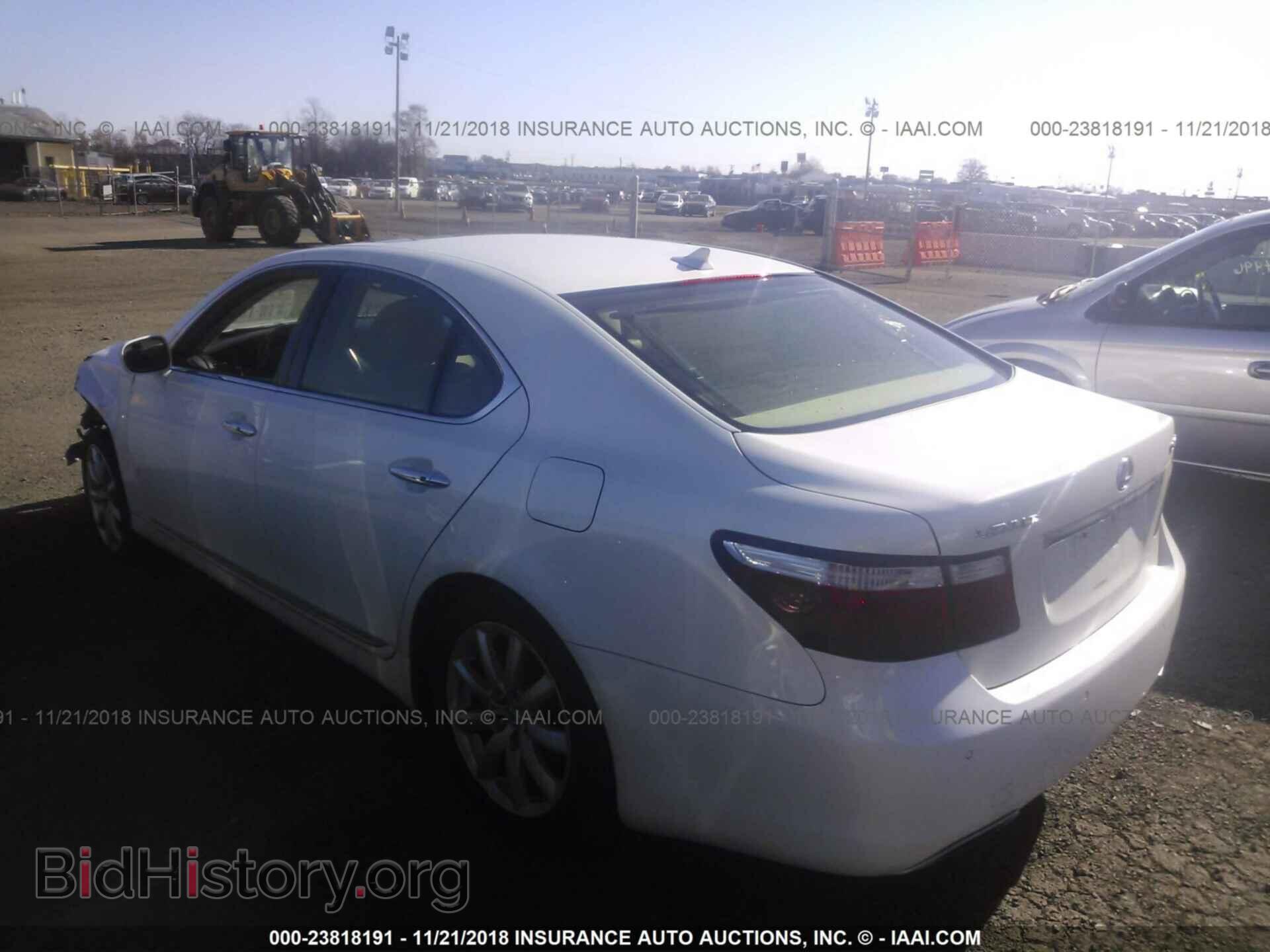 2007 LEXUS LS - VIN: JTHBL46F175001429 - Фото 3