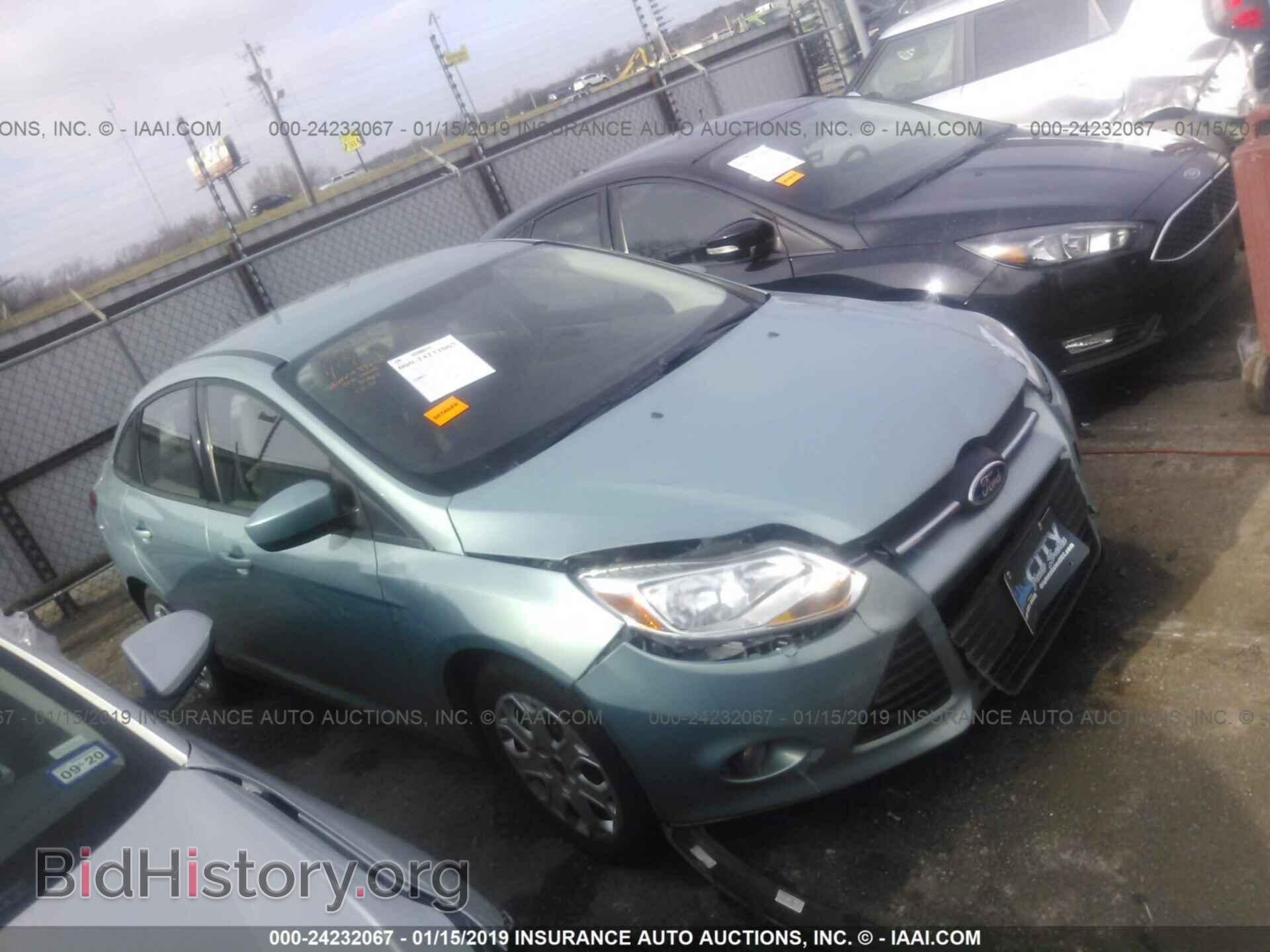 Photo 1FAHP3F2XCL469825 - FORD FOCUS 2012