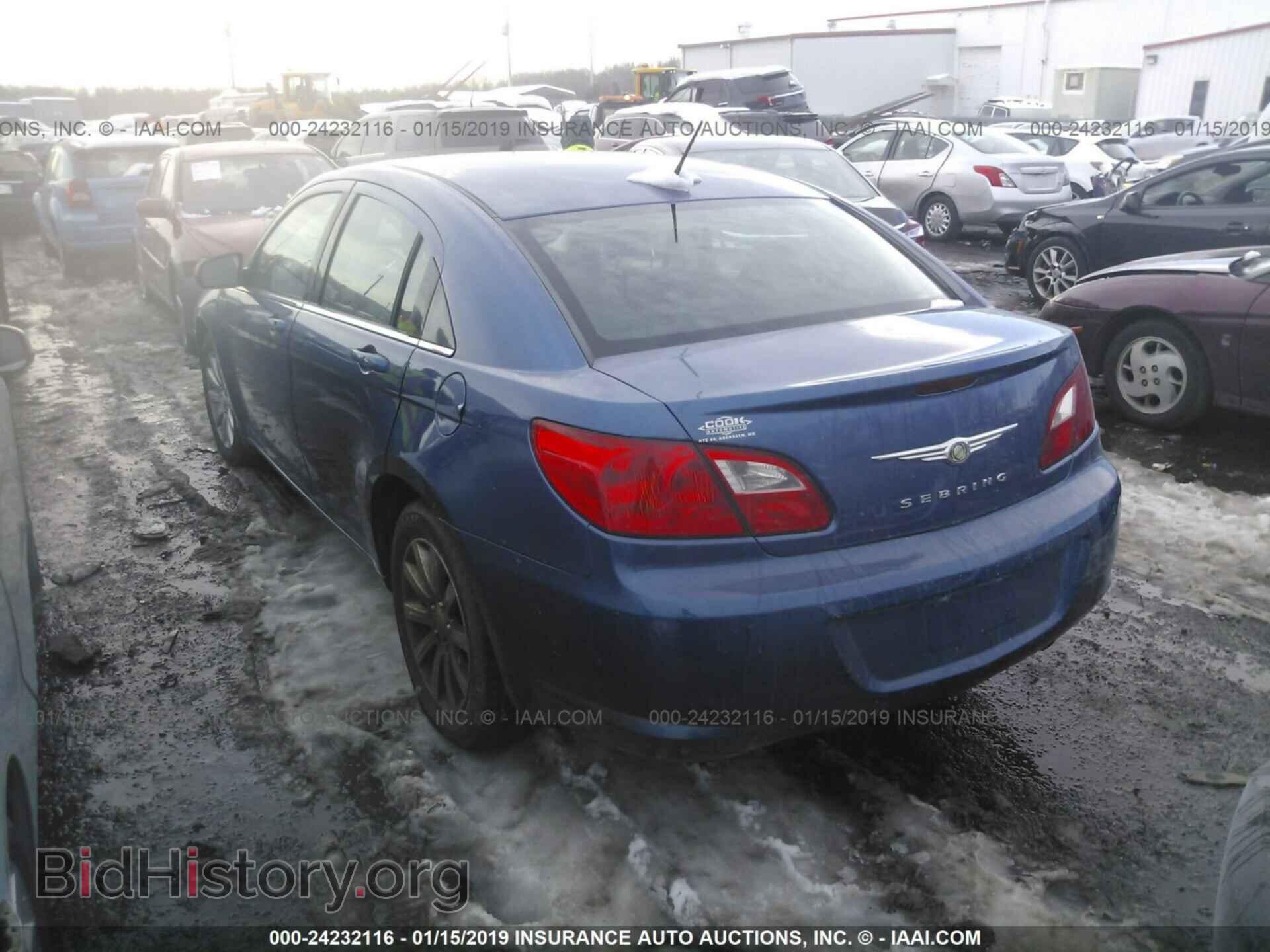 2010 CHRYSLER SEBRING - VIN: 1C3CC5FBXAN197536 - Фото 3