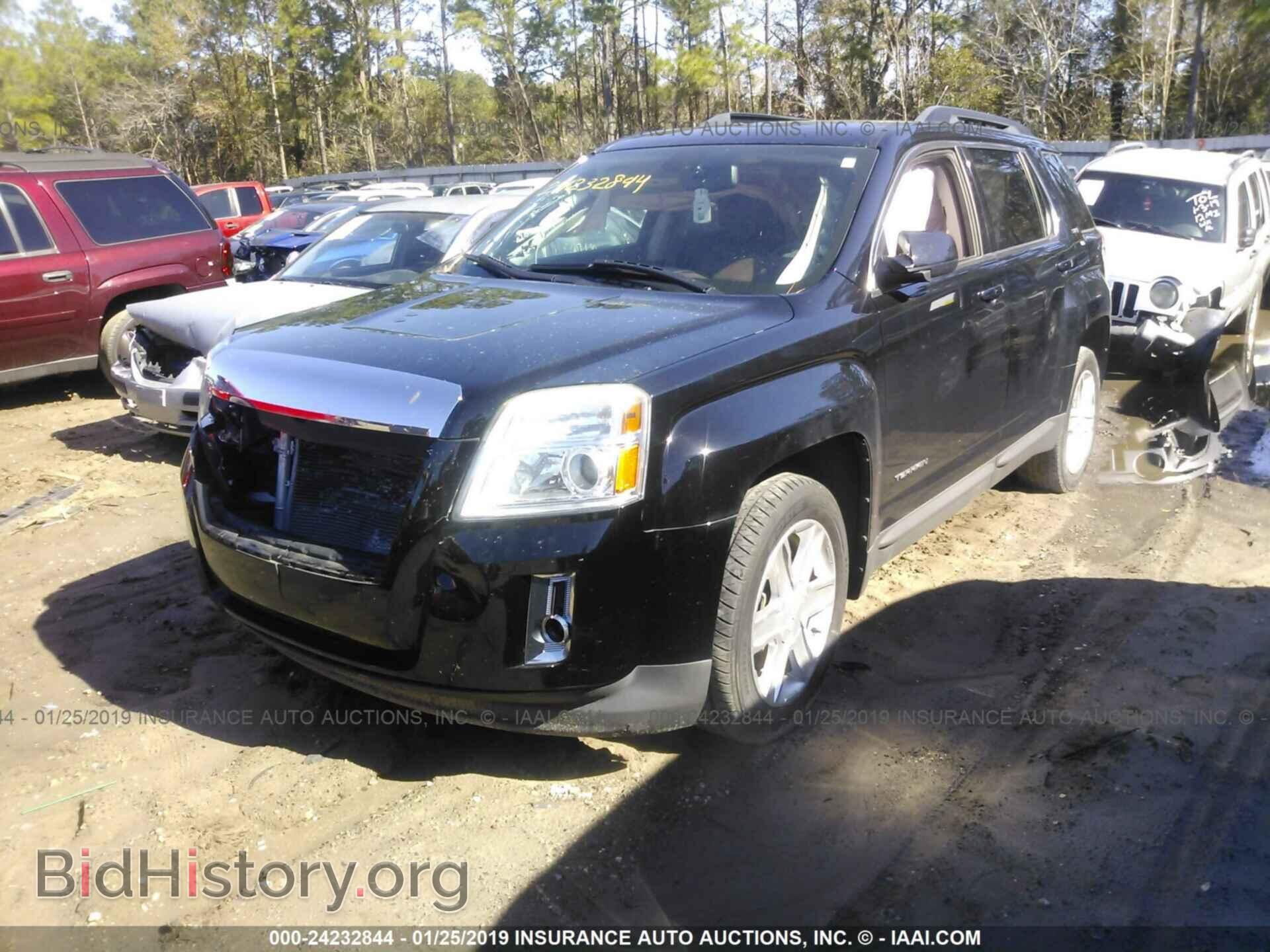 2011 GMC TERRAIN - VIN: 2CTALUEC0B6426176 - Photo 2