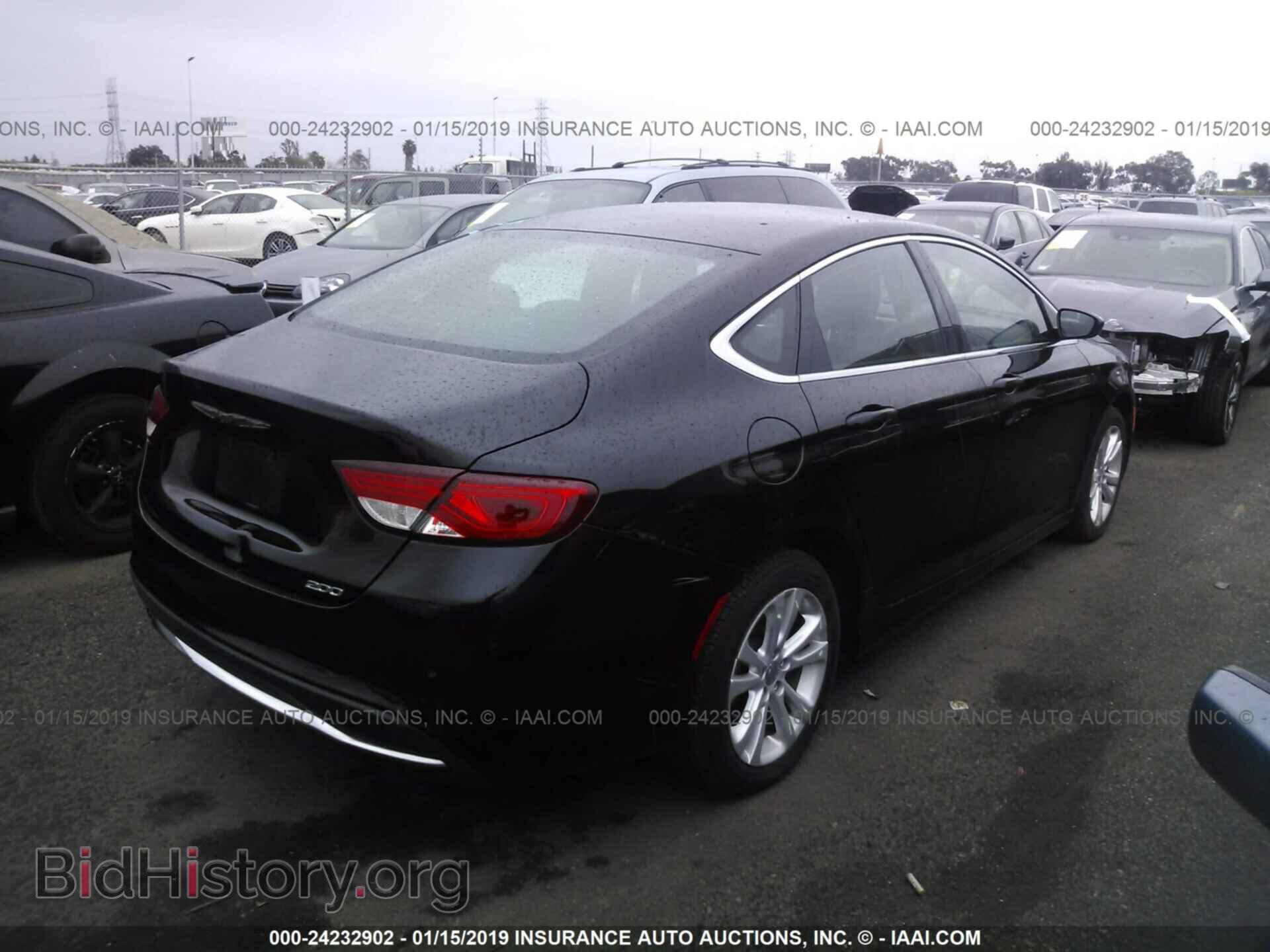 2016 CHRYSLER 200 - VIN: 1C3CCCABXGN120606 - Photo 4