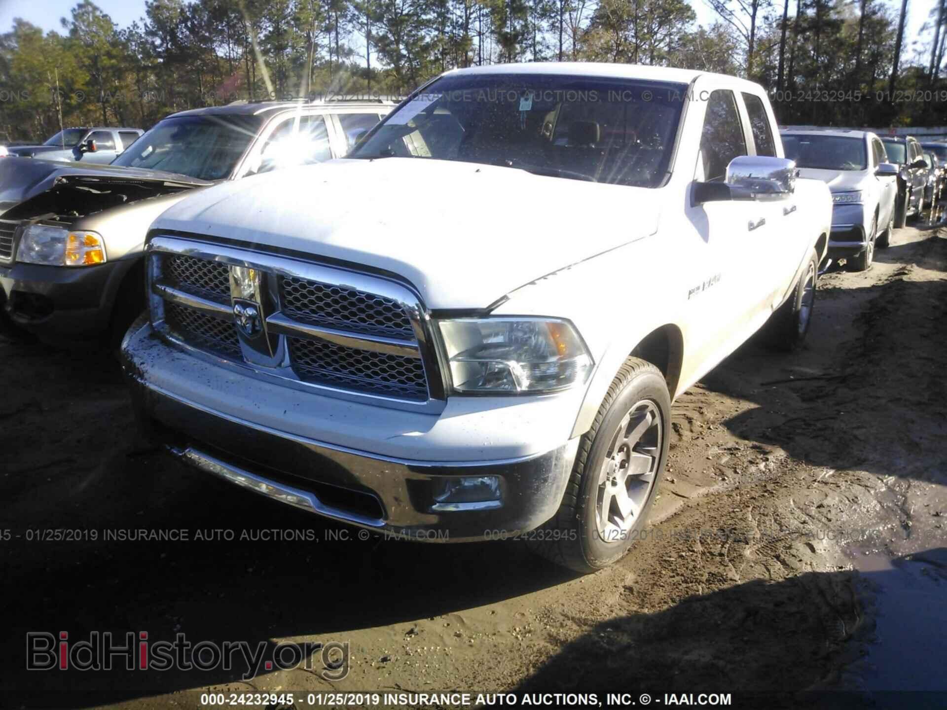 2010 DODGE RAM 1500 - VIN: 1D7RB1GT7AS122082 - Фото 2