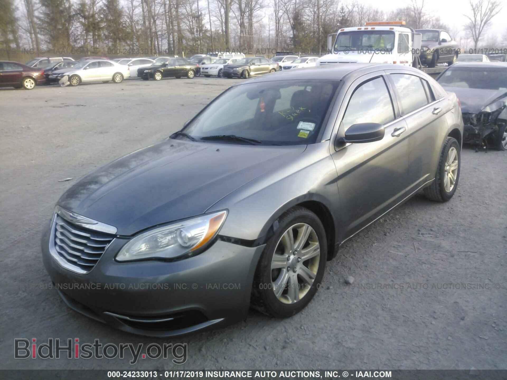 2012 CHRYSLER 200 - VIN: 1C3CCBBG8CN299968 - Фото 2