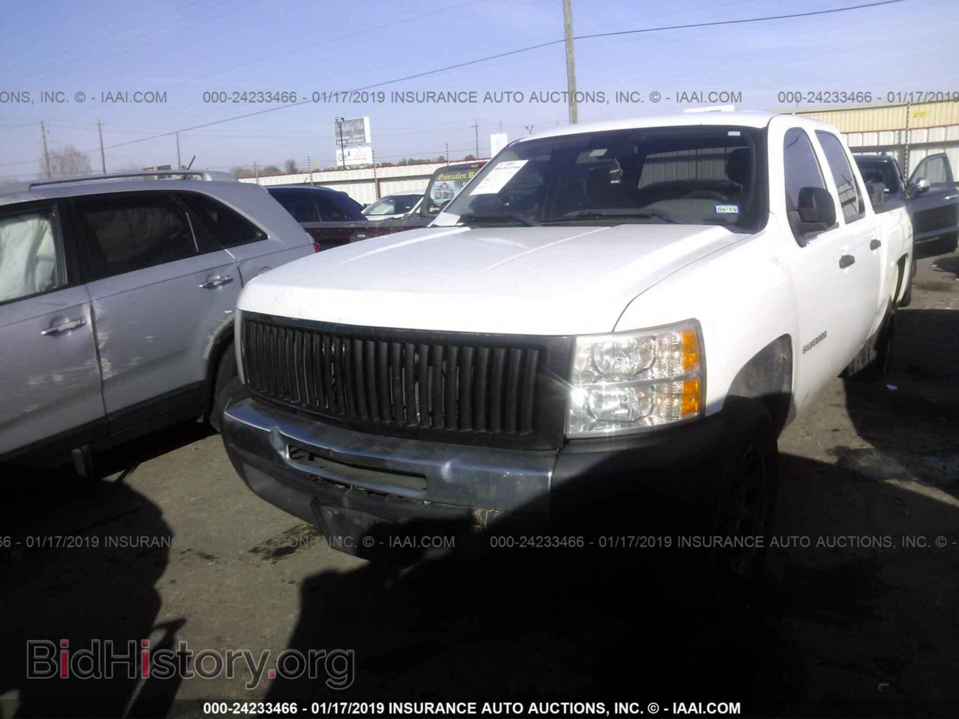2011 CHEVROLET SILVERADO - VIN: 3GCPCPEA9BG325549 - Photo 2