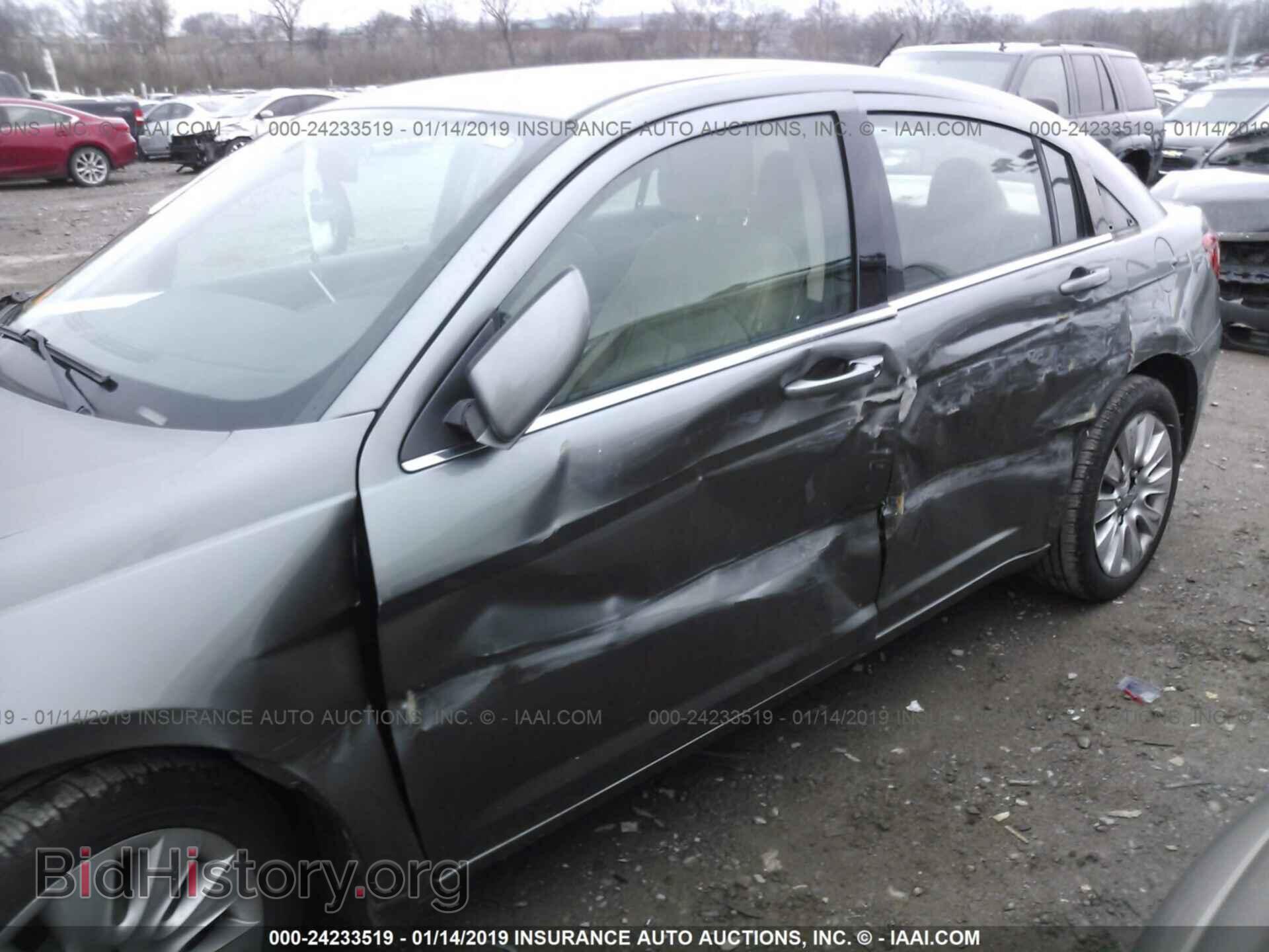 2013 CHRYSLER 200 - VIN: 1C3CCBAB4DN588871 - Фото 6