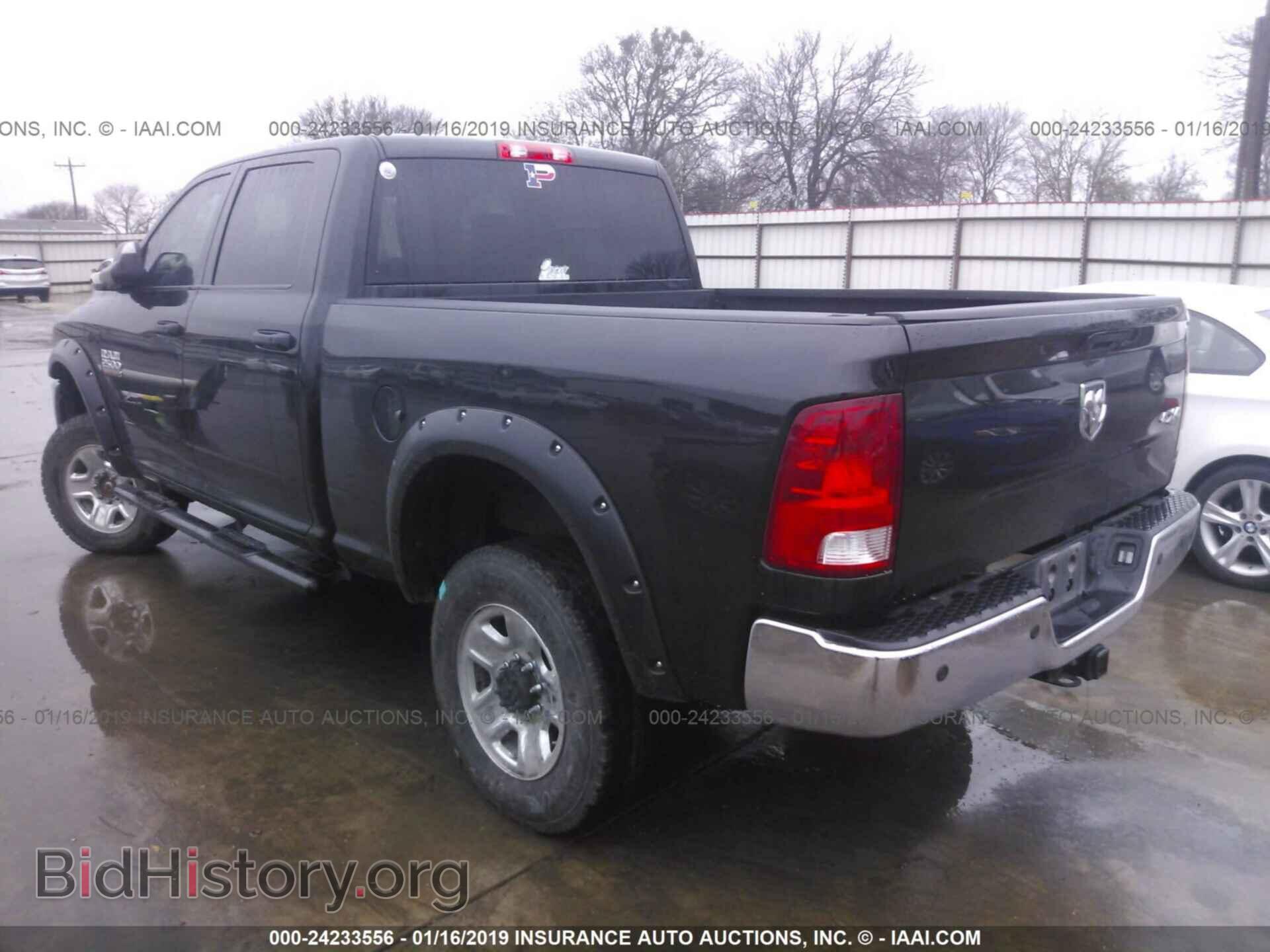 2016 RAM 2500 - VIN: 3C6UR5CL9GG230546 - Фото 3
