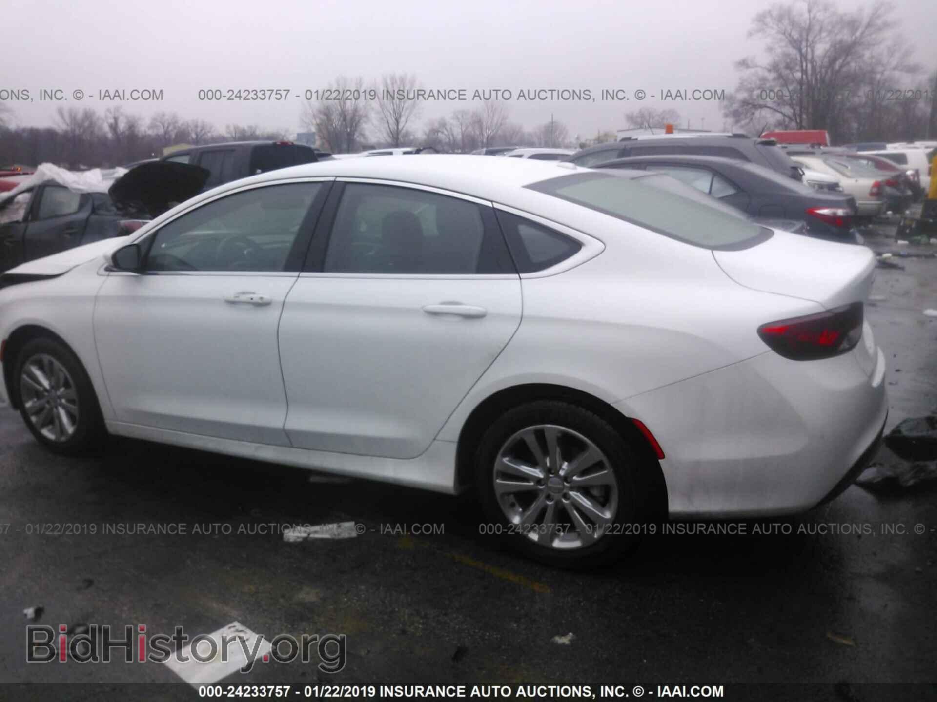 2015 CHRYSLER 200 - VIN: 1C3CCCAB2FN616921 - Photo 3