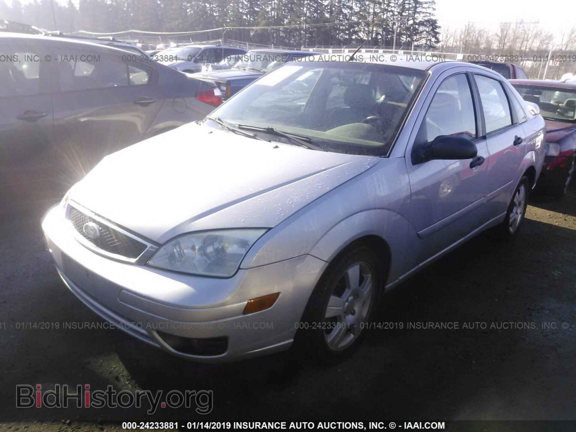2005 FORD FOCUS - VIN: 1FAHP34N65W152784 - Фото 2