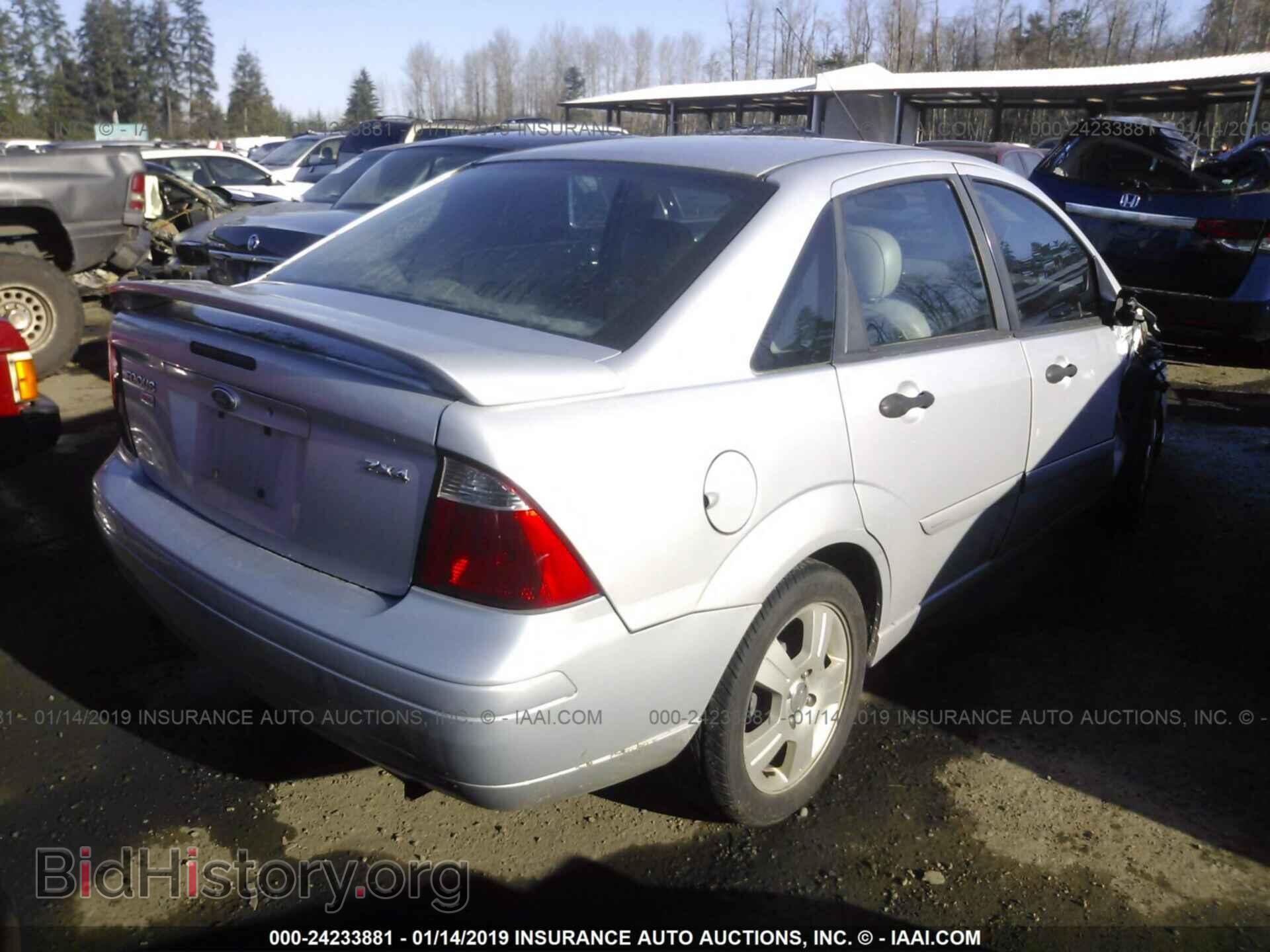 2005 FORD FOCUS - VIN: 1FAHP34N65W152784 - Фото 4