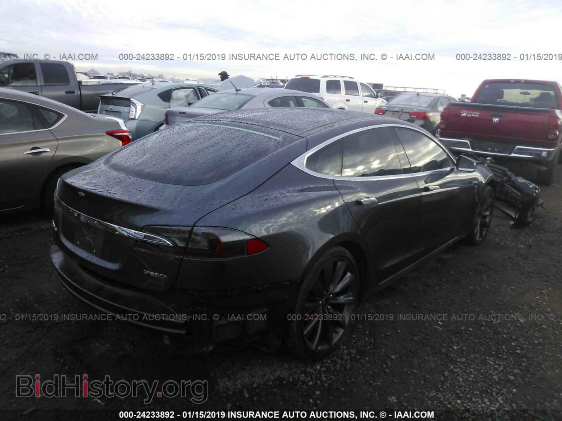 2015 TESLA MODEL S - VIN: 5YJSA1H41FF083841 - Photo 4