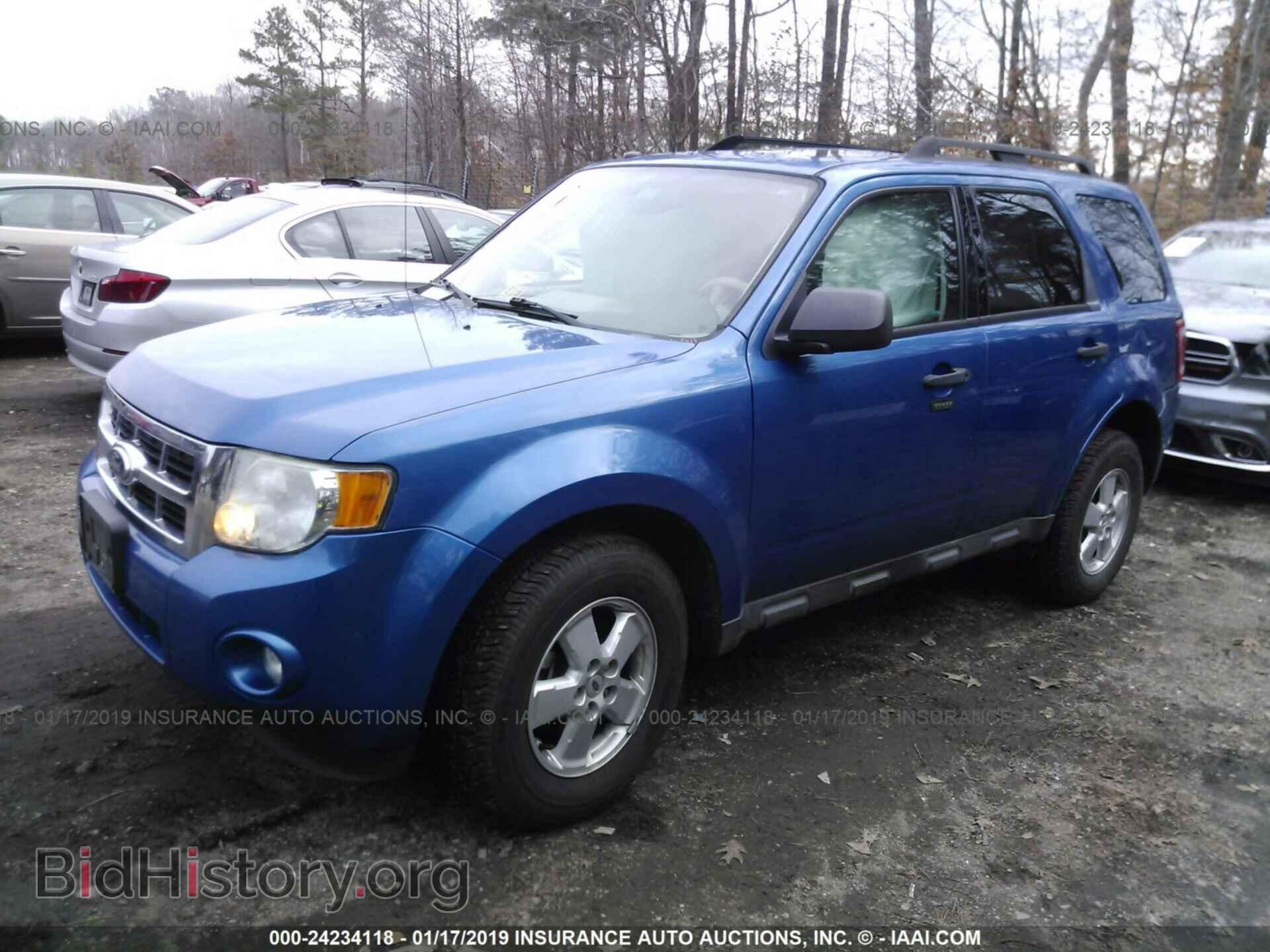 2011 FORD ESCAPE - VIN: 1FMCU0D71BKA36906 - Photo 2
