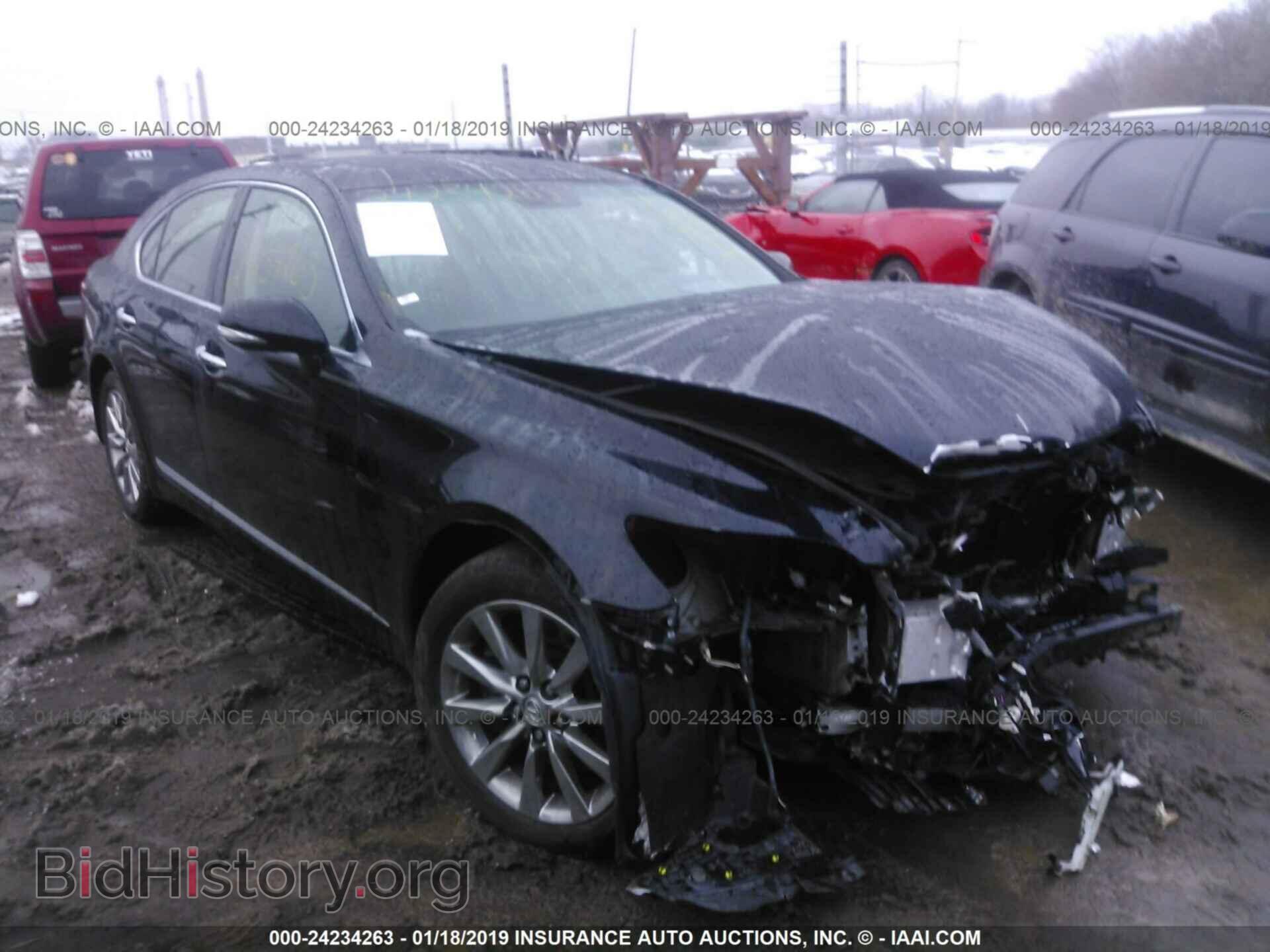 Photo JTHCL5EF6B5010017 - LEXUS LS 2011