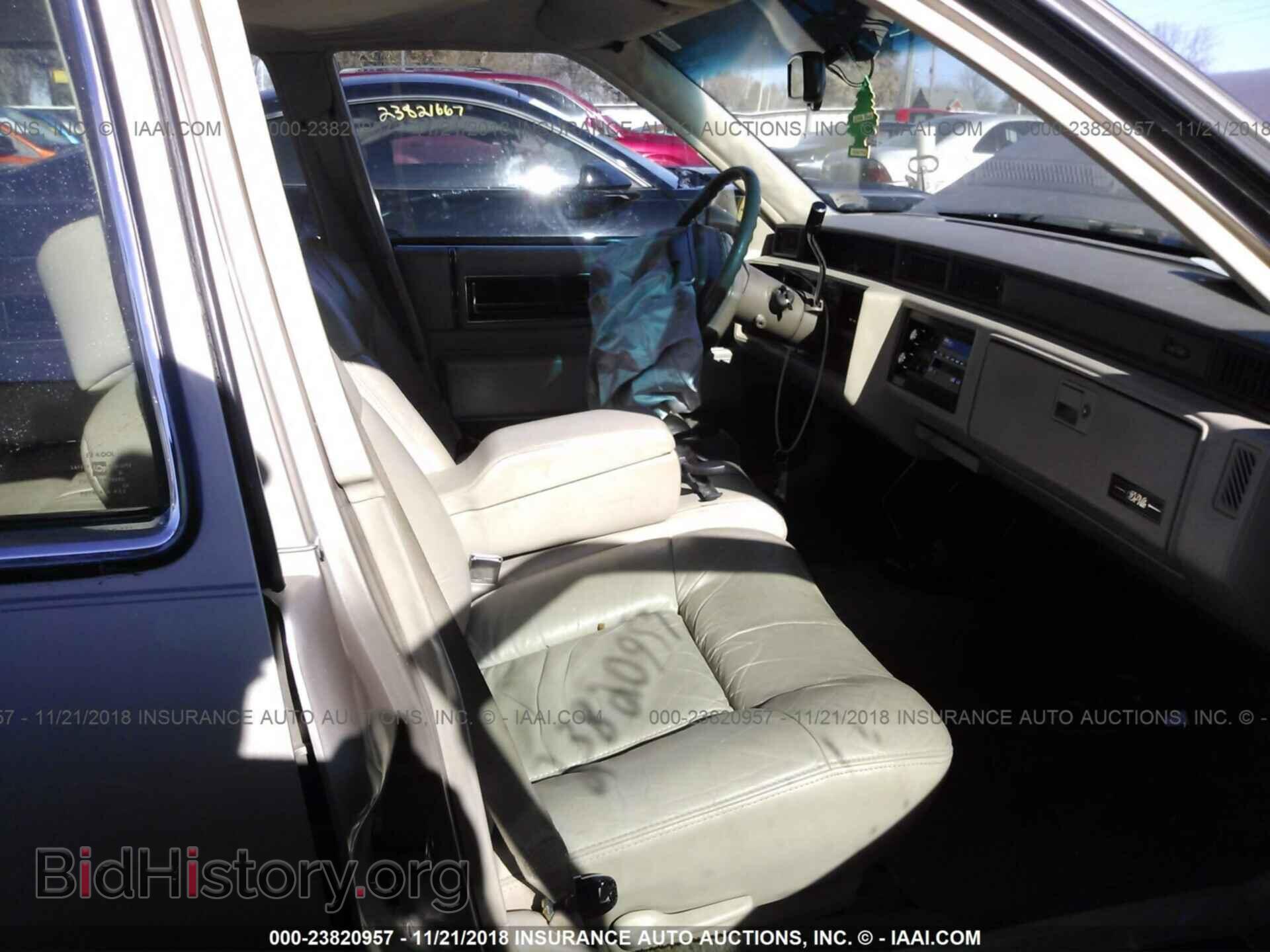 1992 CADILLAC DEVILLE - VIN: 1G6CD53BXN4340996 - Photo 5