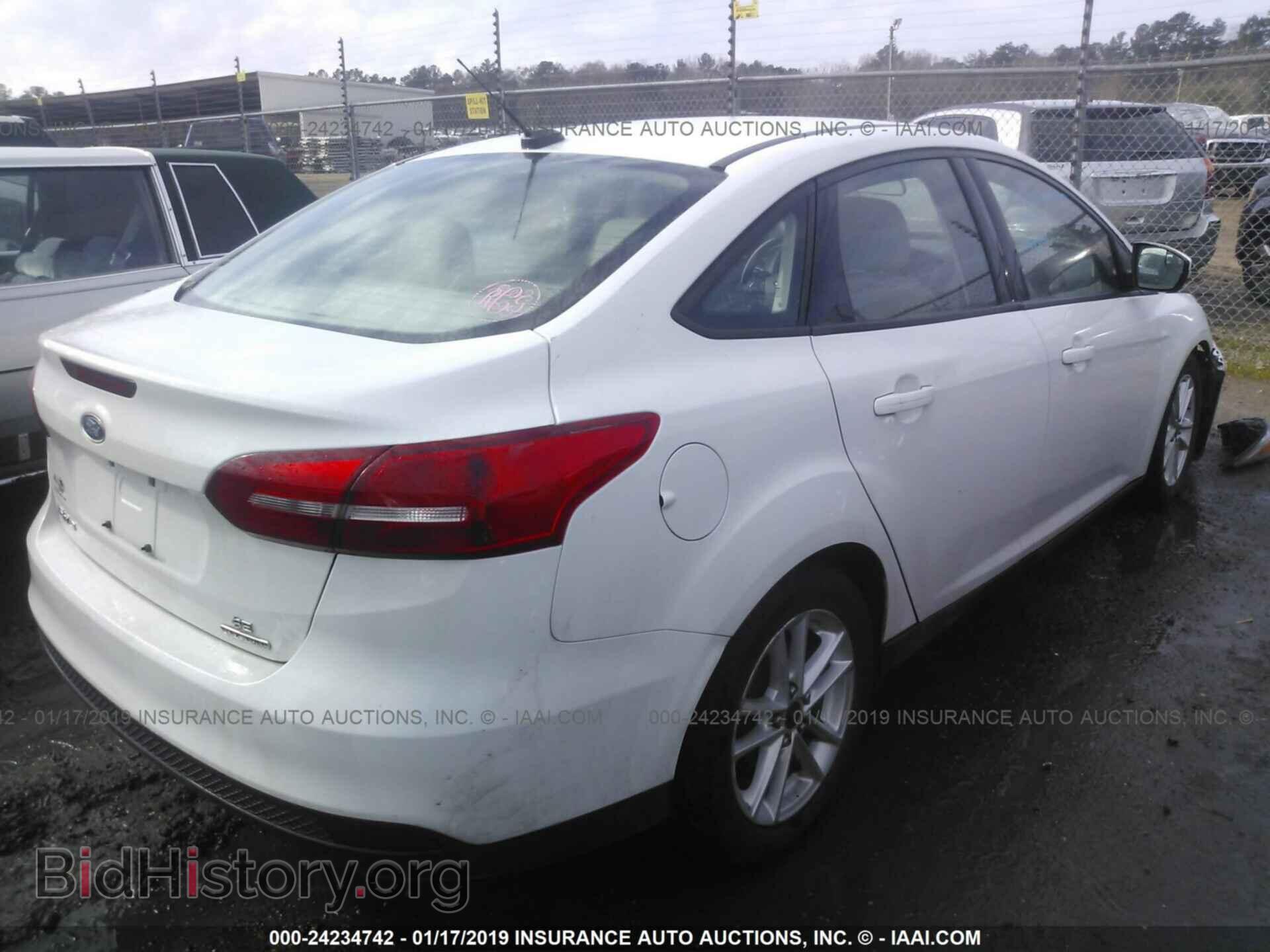 2016 FORD FOCUS - VIN: 1FADP3F24GL239492 - Photo 4