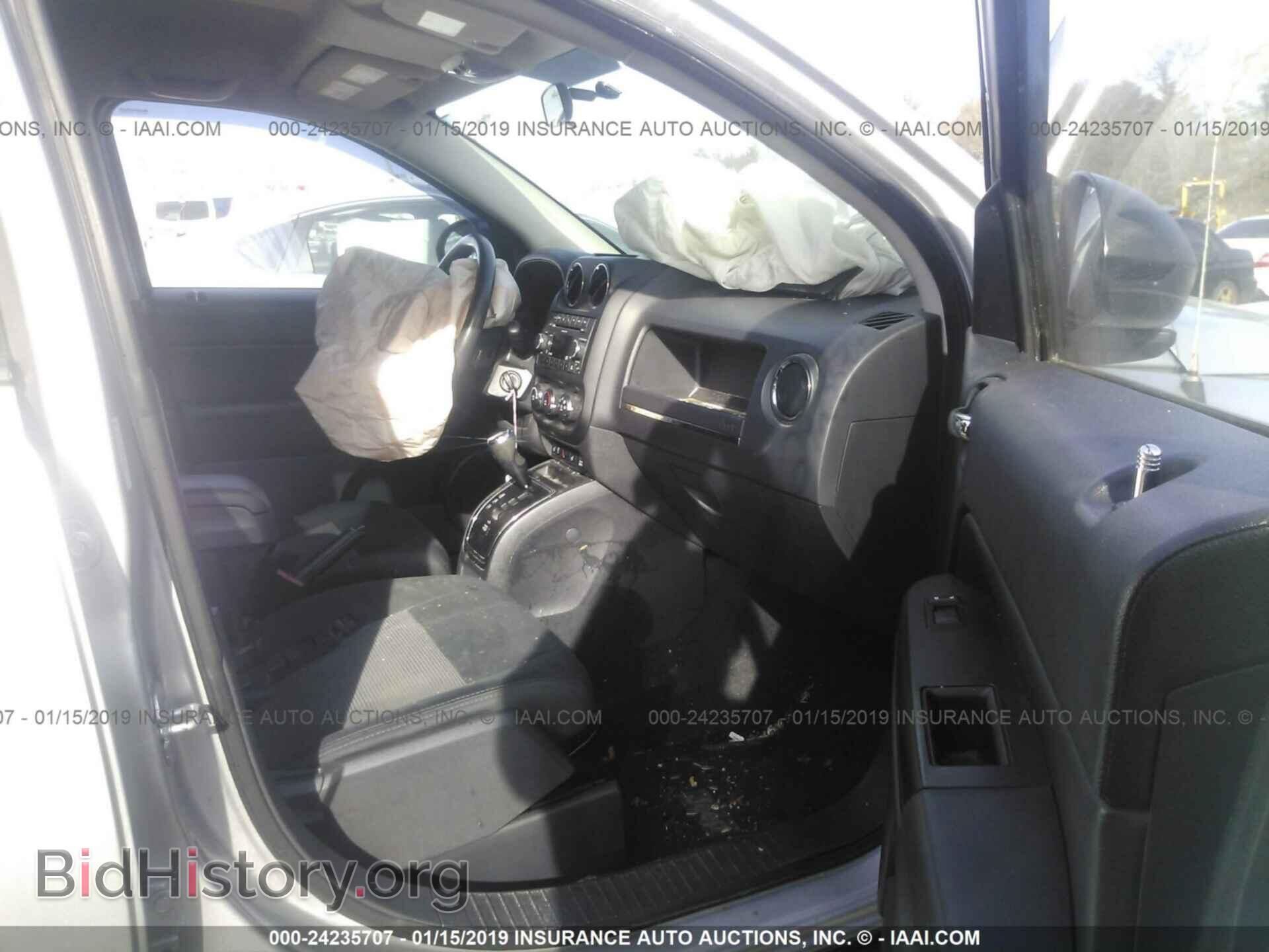 2011 JEEP COMPASS - VIN: 1J4NF1FB9BD197095 - Photo 5