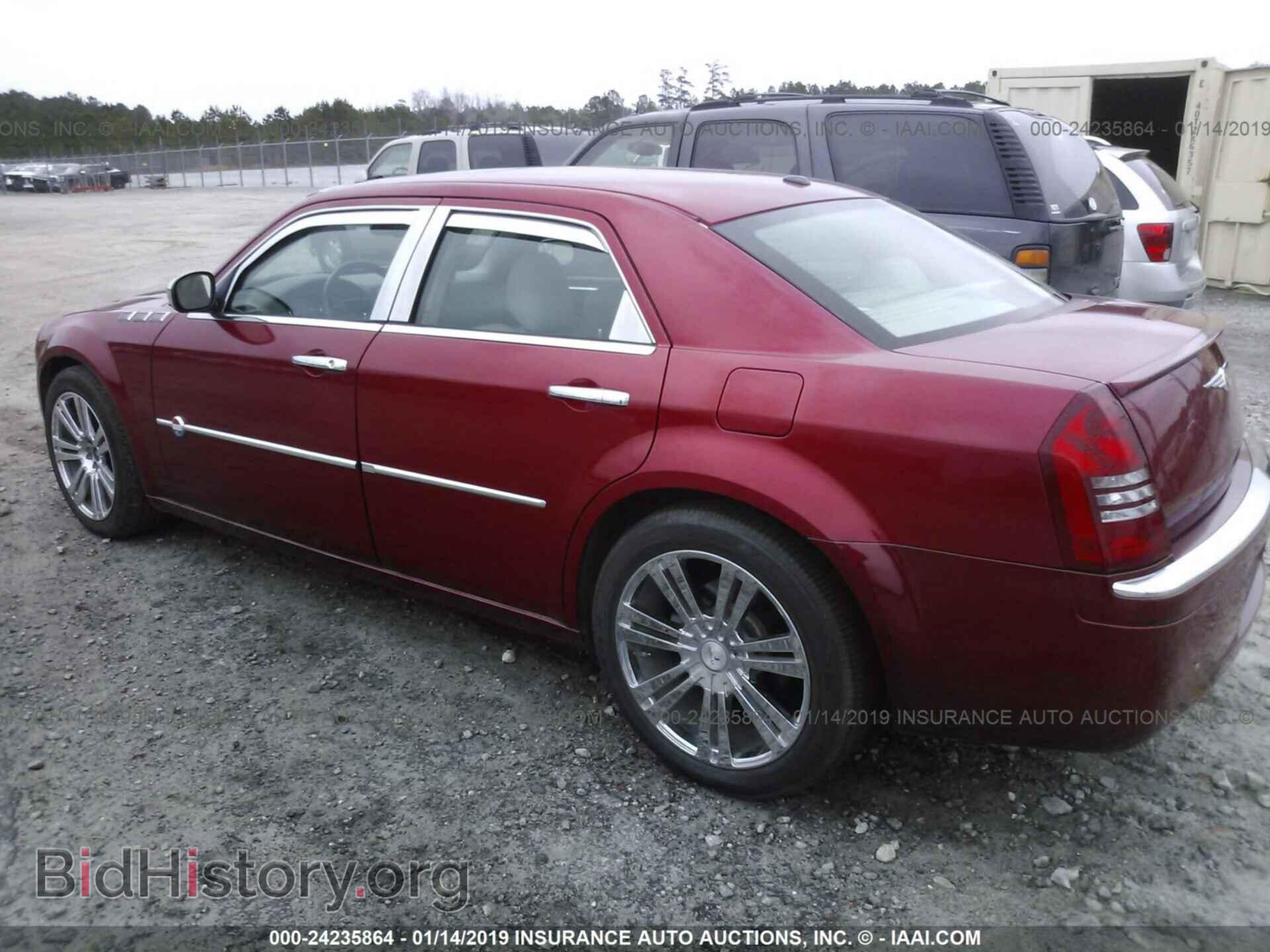 2006 CHRYSLER 300C - VIN: 2C3LA63H76H455497 - Фото 3