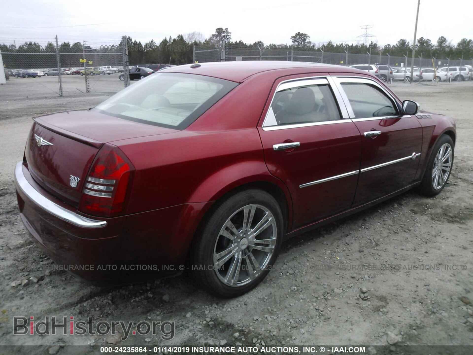 2006 CHRYSLER 300C - VIN: 2C3LA63H76H455497 - Фото 4