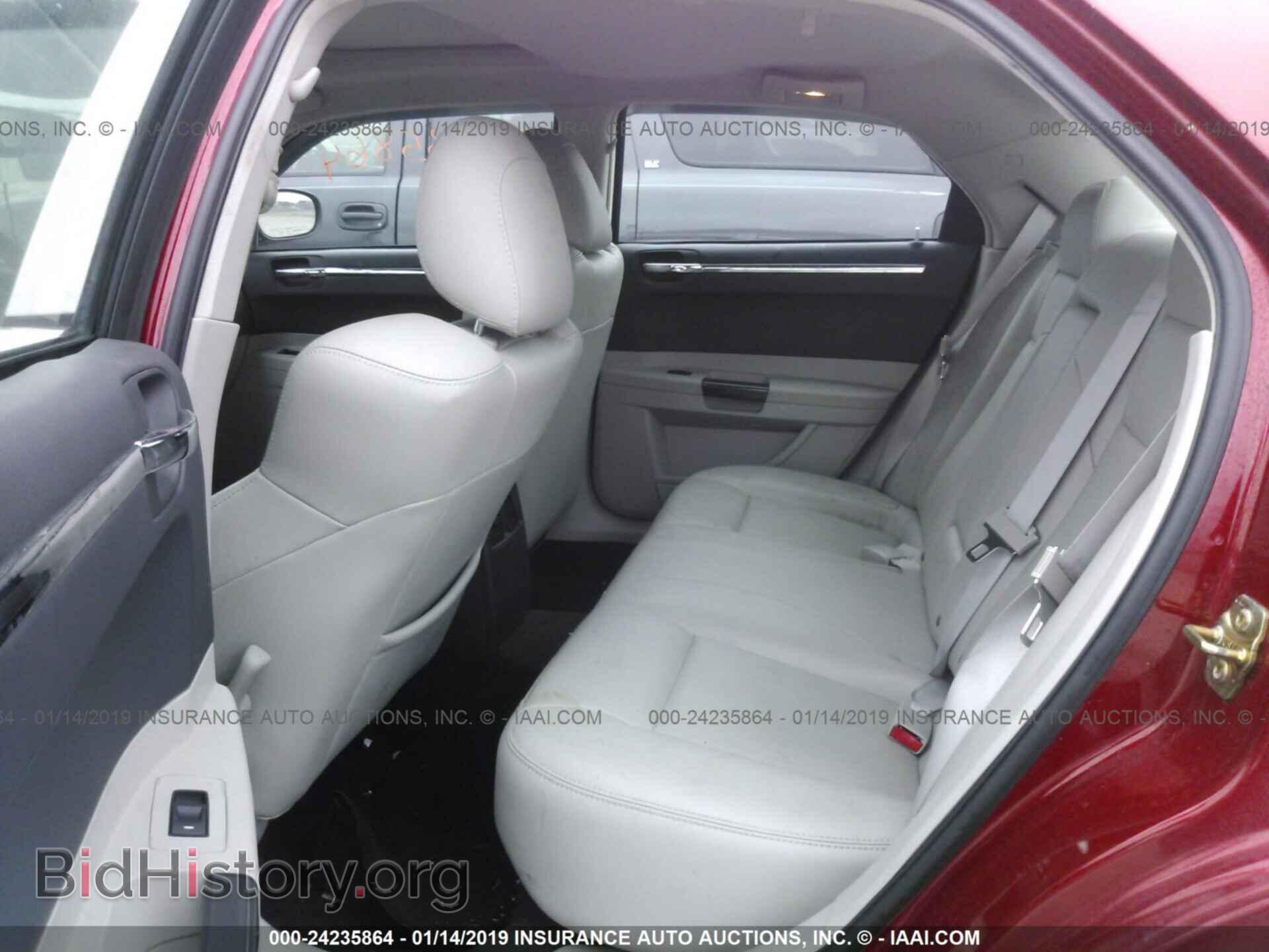 2006 CHRYSLER 300C - VIN: 2C3LA63H76H455497 - Фото 8