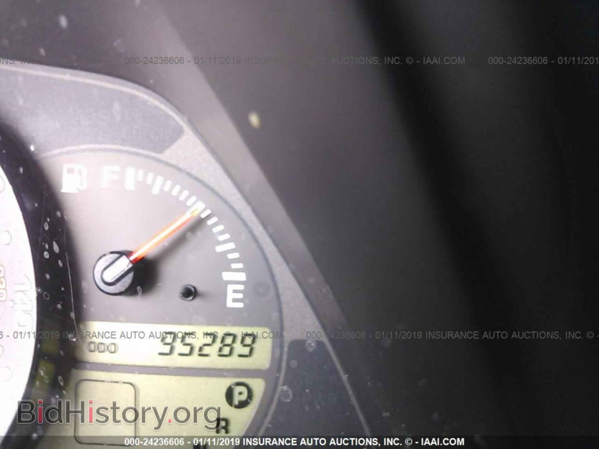 2002 LEXUS IS - VIN: JTHBD192120041729 - Photo 7