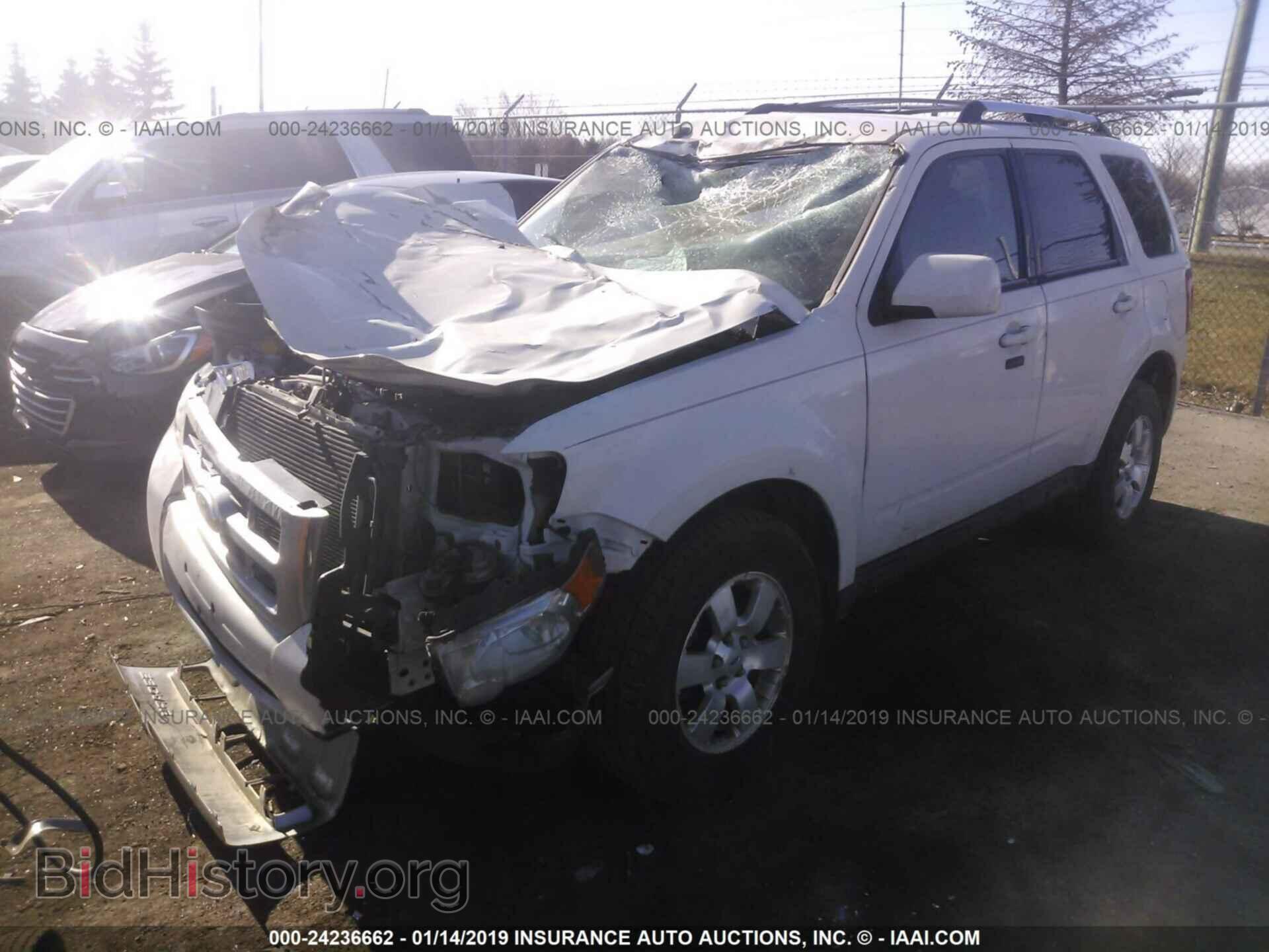 2011 FORD ESCAPE - VIN: 1FMCU0E74BKB72087 - Фото 2