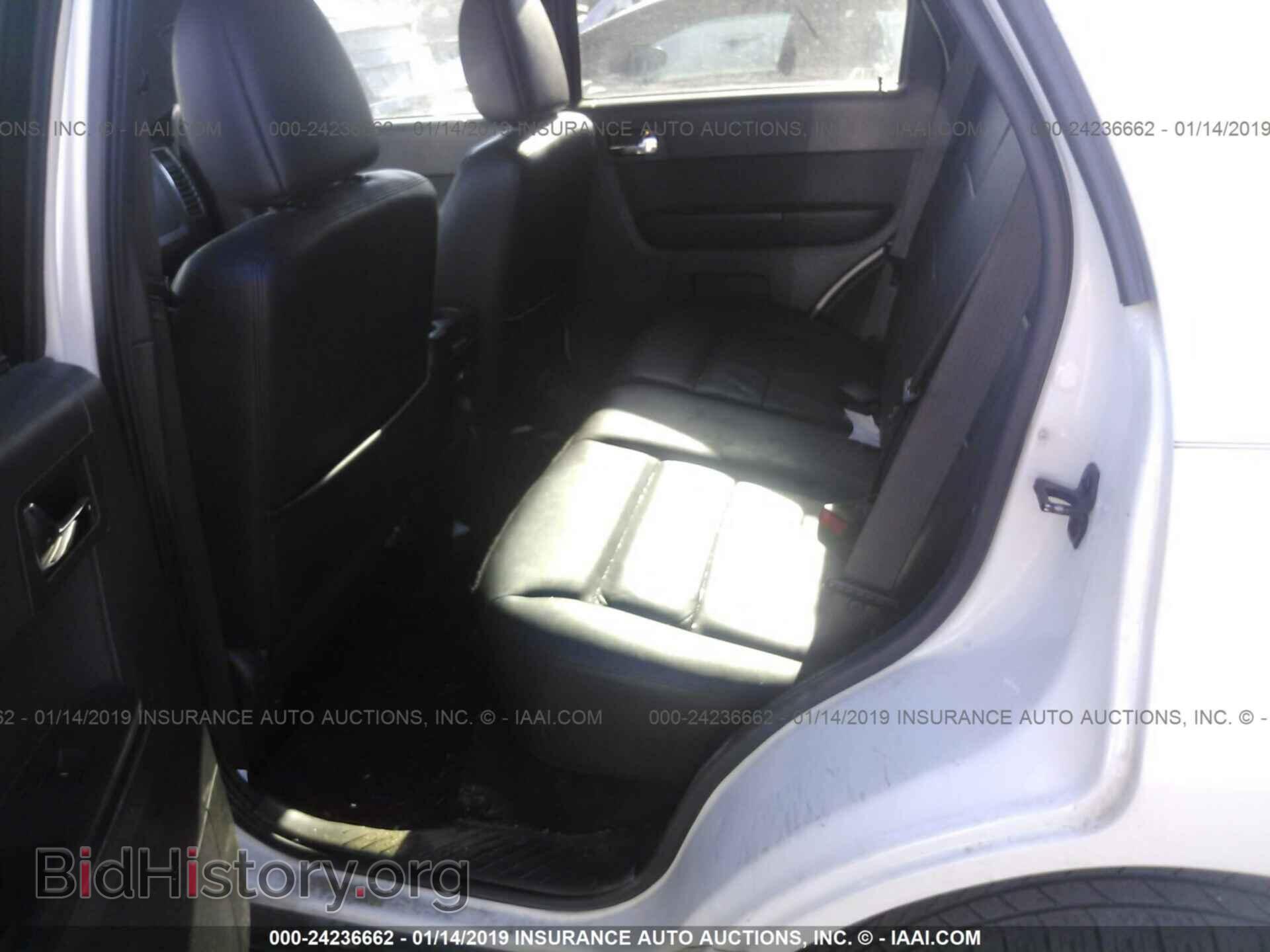 2011 FORD ESCAPE - VIN: 1FMCU0E74BKB72087 - Фото 8