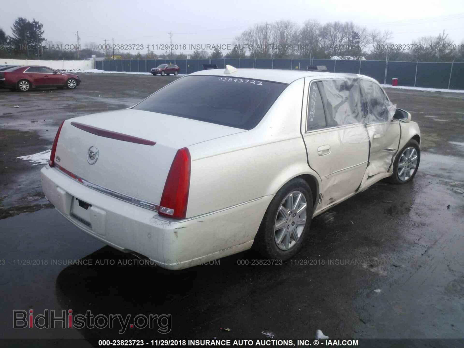 2010 CADILLAC DTS - VIN: 1G6KH5EY4AU132995 - Photo 4