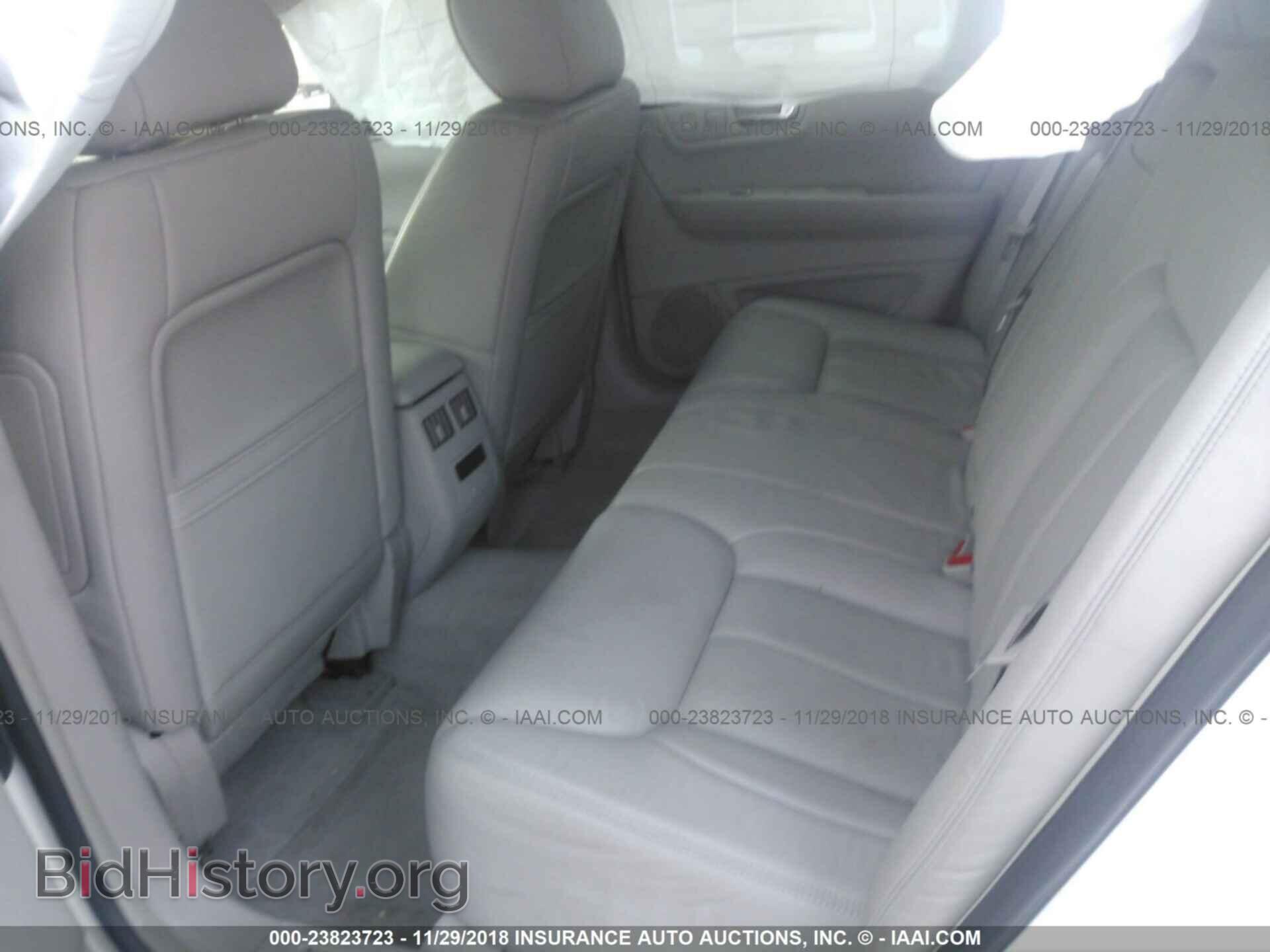 2010 CADILLAC DTS - VIN: 1G6KH5EY4AU132995 - Photo 8