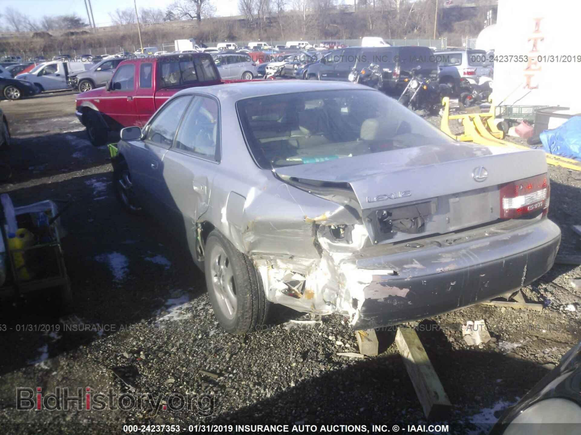 2000 LEXUS ES - VIN: JT8BF28G0Y5087562 - Фото 3