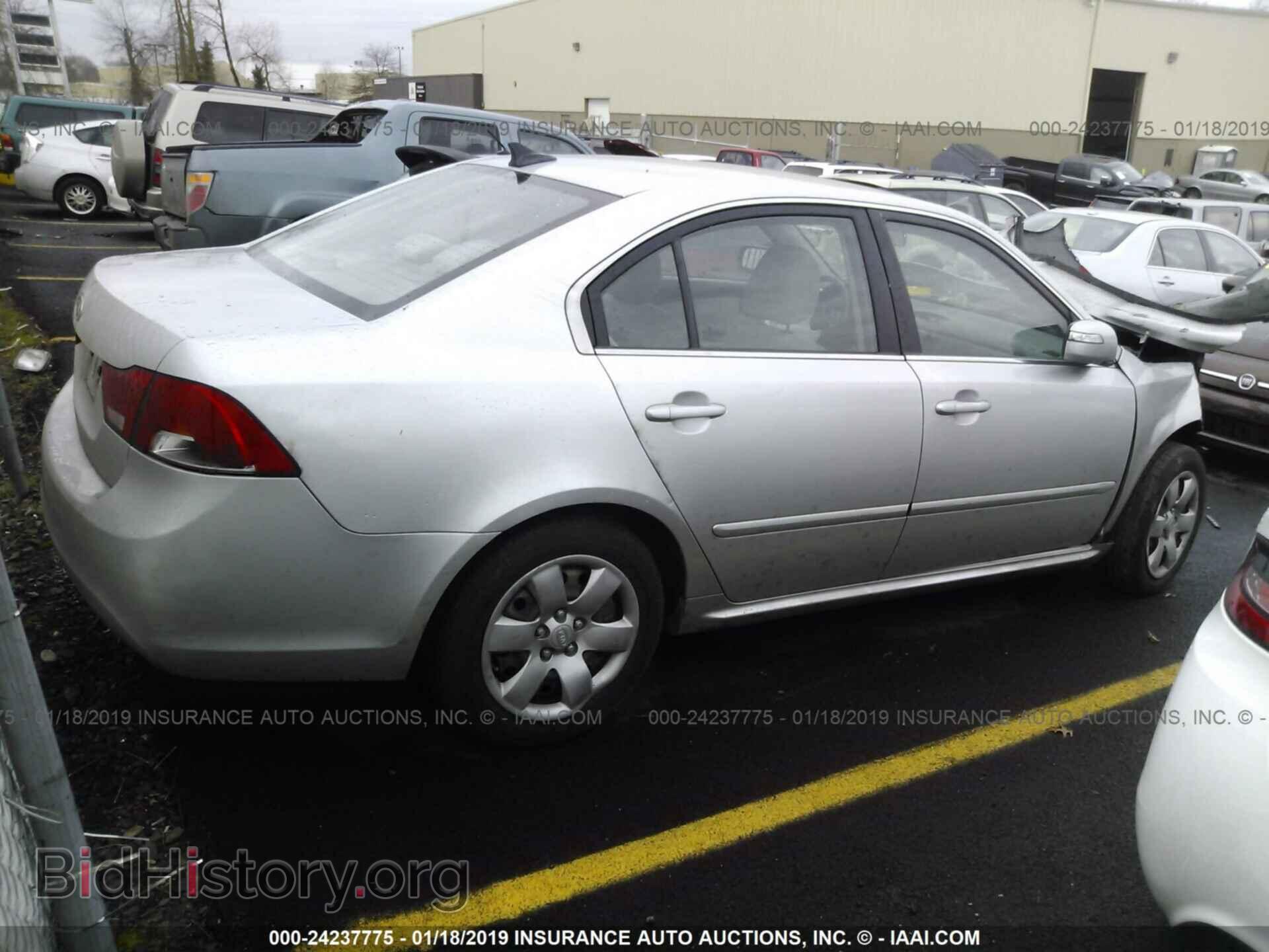 2010 KIA OPTIMA - VIN: KNAGG4A82A5438834 - Фото 4