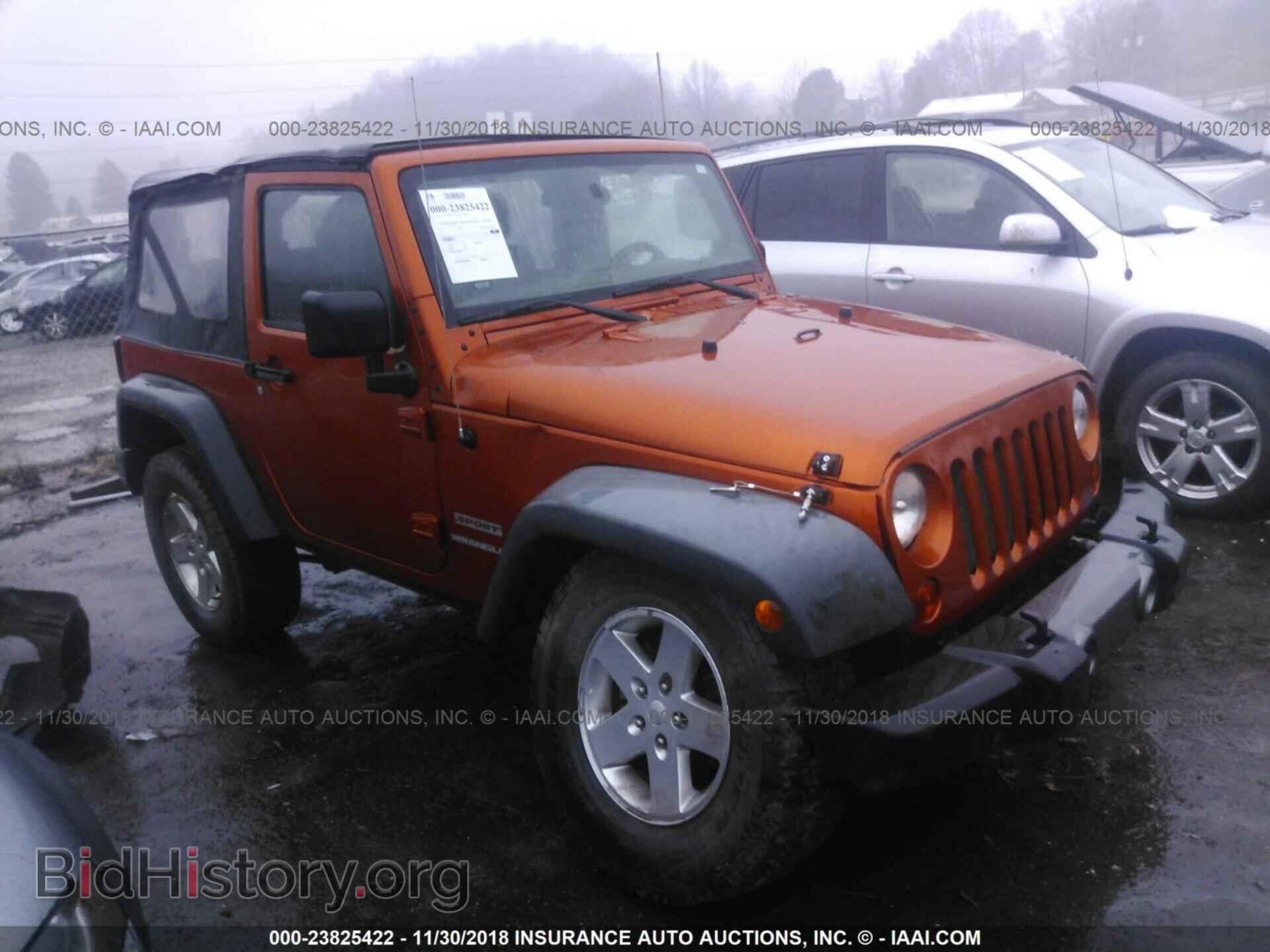 Фотография 1J4AA2D10BL524261 - JEEP WRANGLER 2011