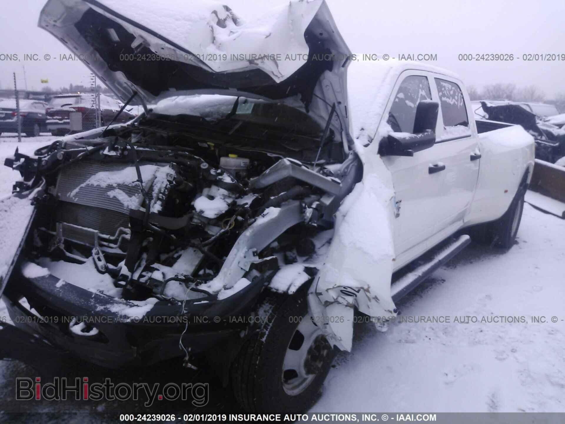 2018 RAM 3500 - VIN: 3C63RRGL8JG155357 - Фото 2