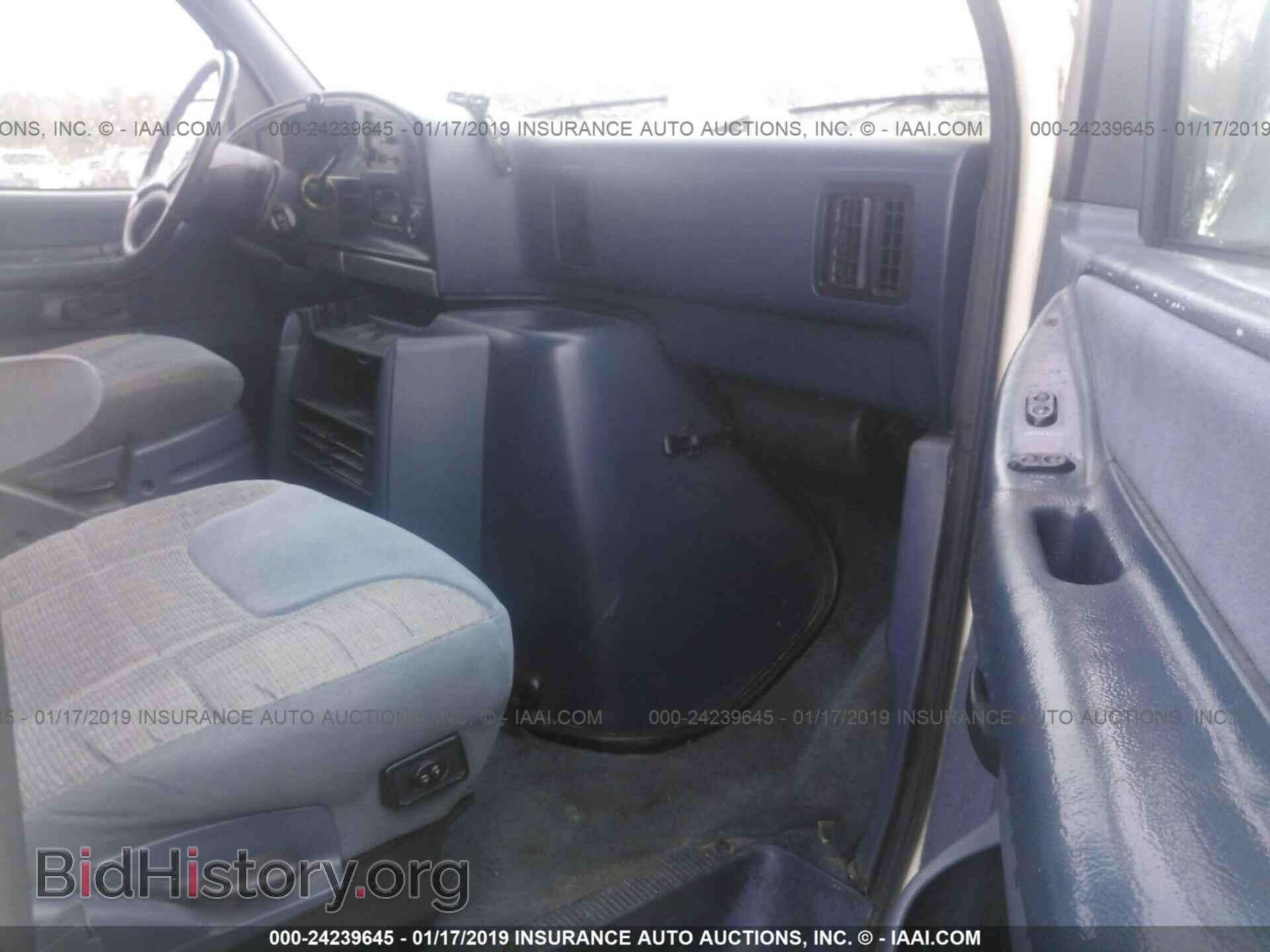 1993 FORD ECONOLINE - VIN: 1FBJS31HXPHA49095 - Photo 5