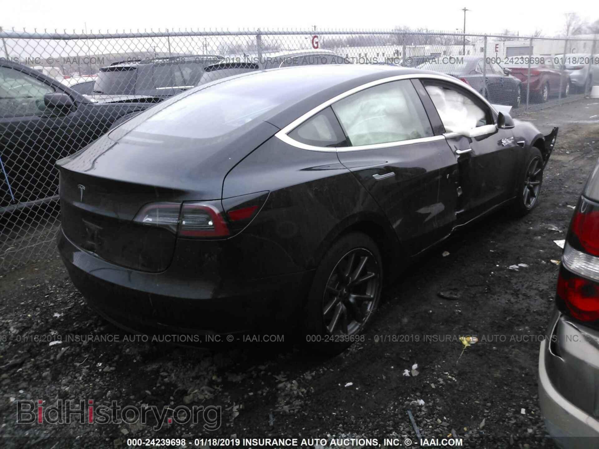2018 TESLA MODEL 3 - VIN: 5YJ3E1EA4JF010183 - Photo 4