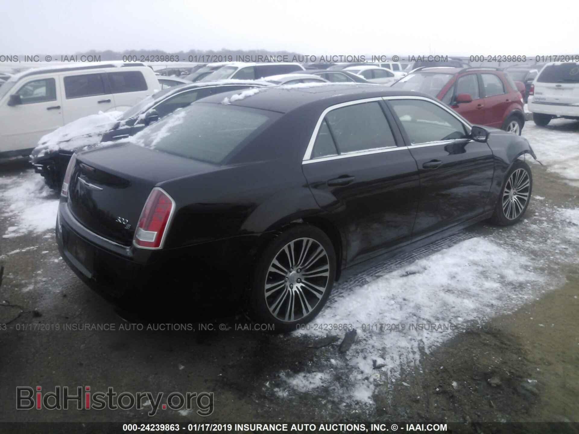 2012 CHRYSLER 300 - VIN: 2C3CCABG7CH179226 - Фото 4