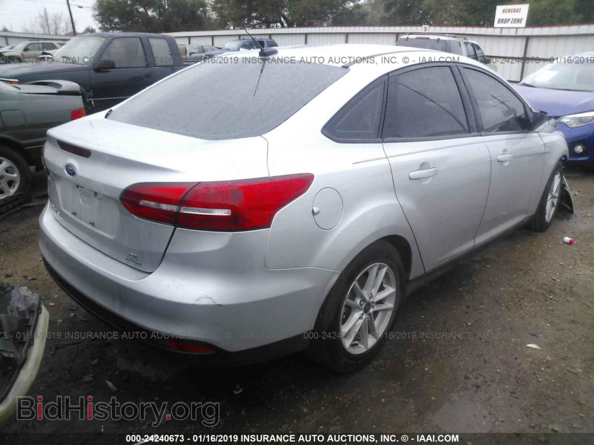 2018 FORD FOCUS - VIN: 1FADP3FE9JL259559 - Photo 4