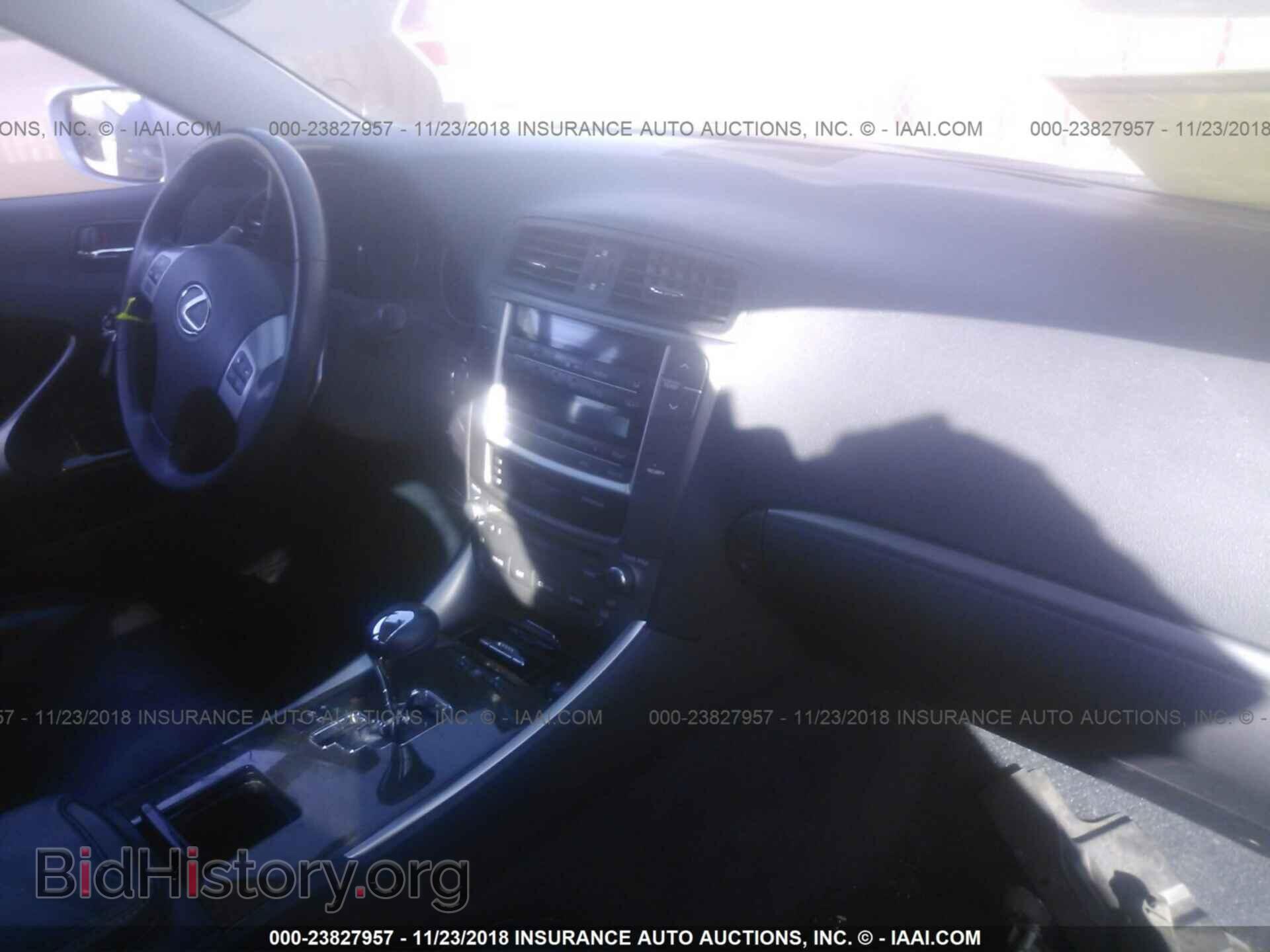 2011 LEXUS IS - VIN: JTHBF5C25B5130491 - Photo 5