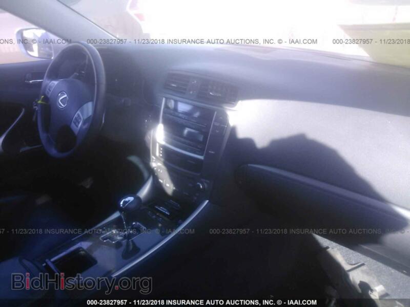 2011 Lexus IS (VIN JTHBF5C25B5130491) — фото 5 из 10
