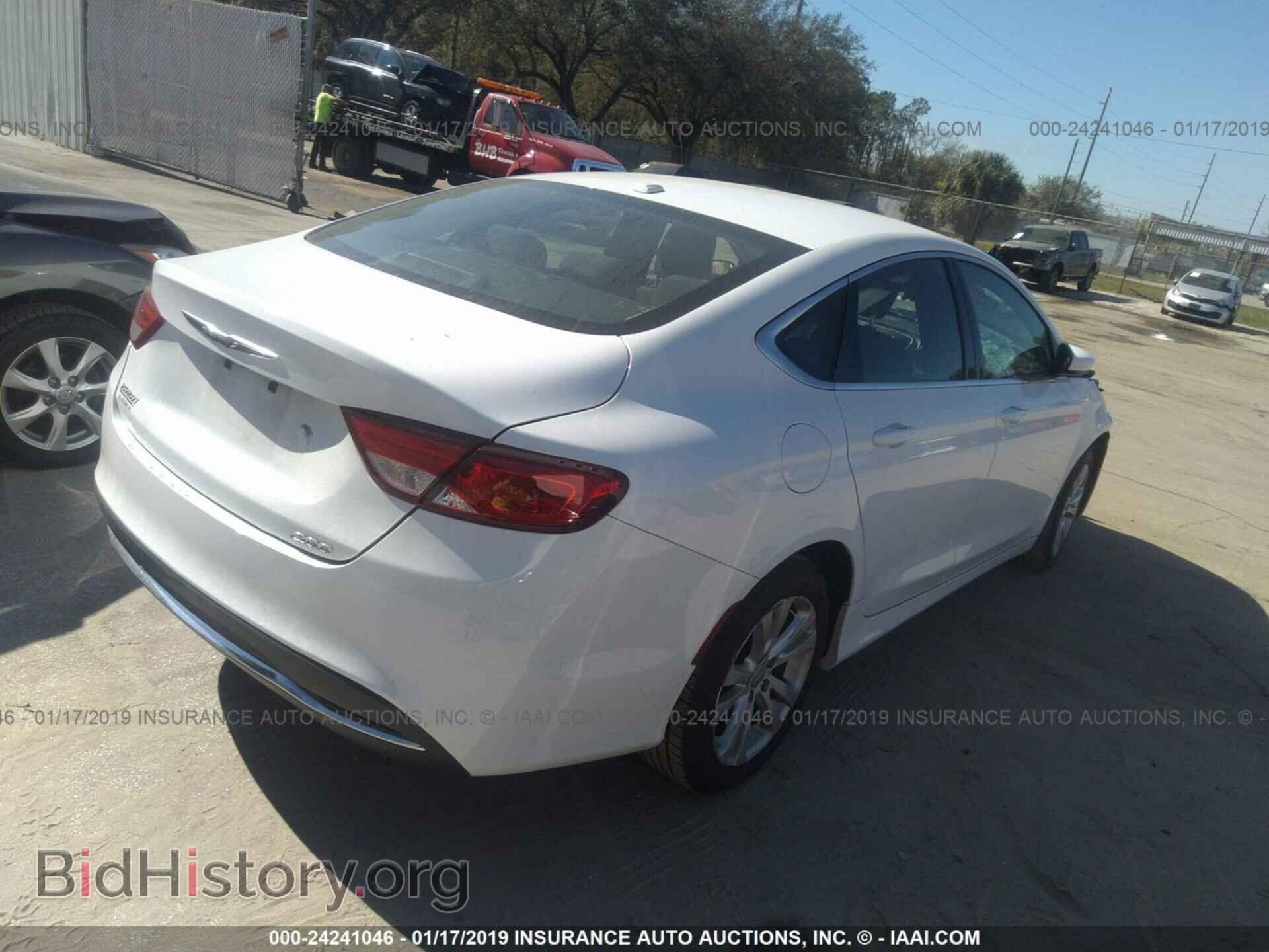 2015 CHRYSLER 200 - VIN: 1C3CCCAB1FN564326 - Photo 4