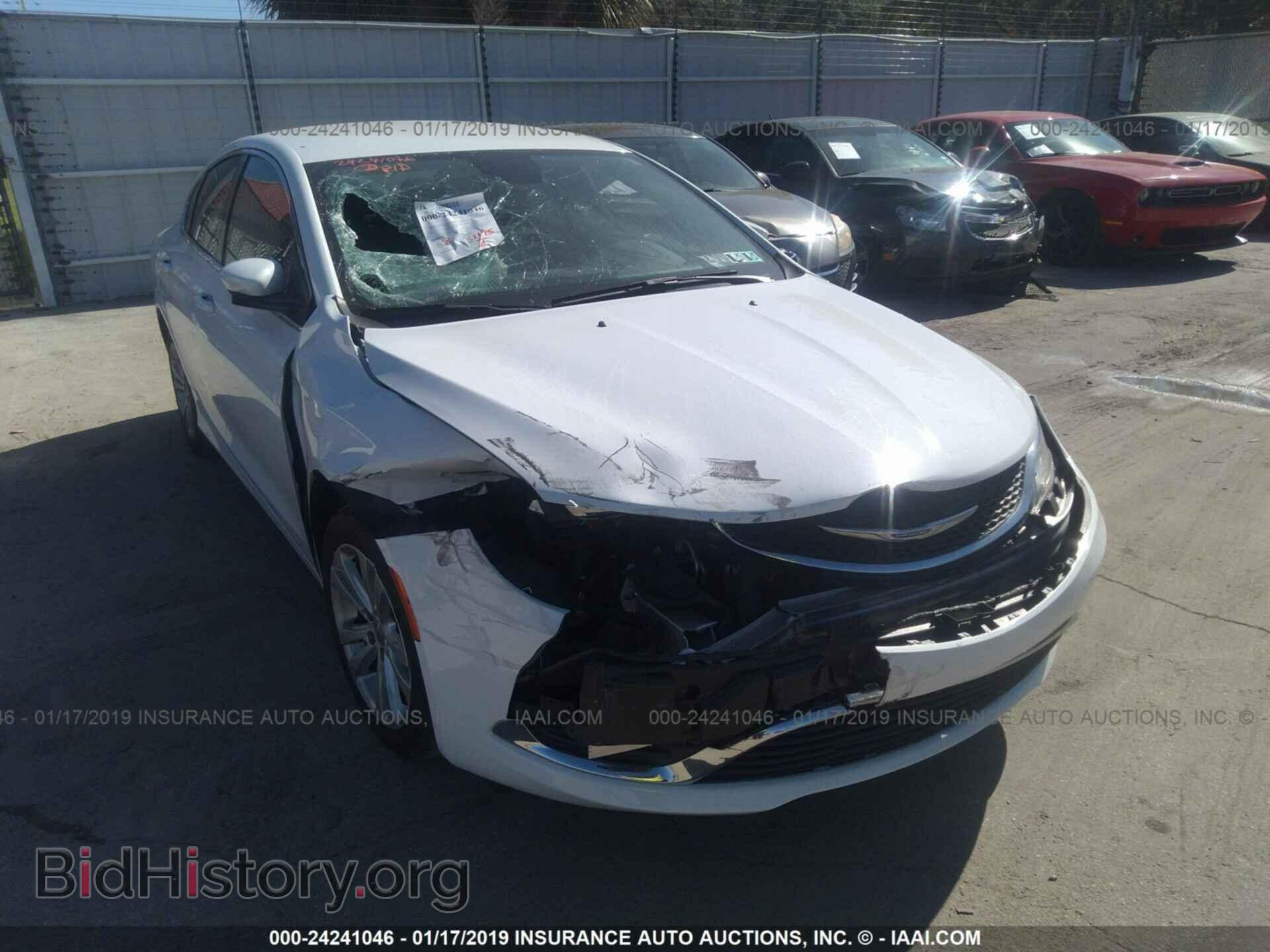 2015 CHRYSLER 200 - VIN: 1C3CCCAB1FN564326 - Photo 6