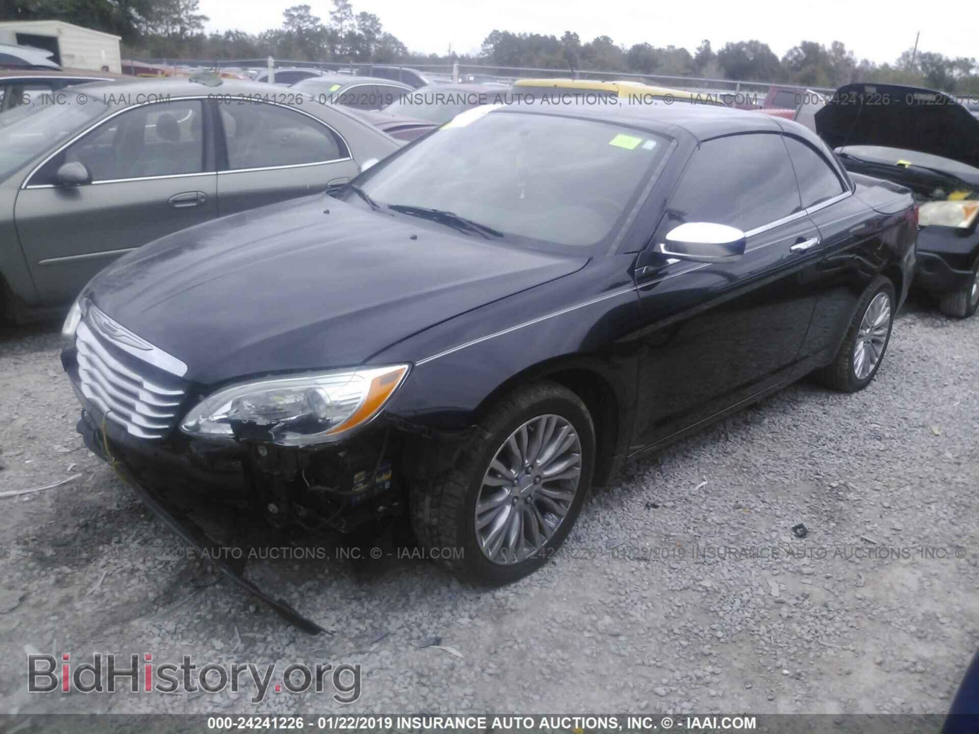 2012 CHRYSLER 200 - VIN: 1C3BCBFG8CN210437 - Фото 2